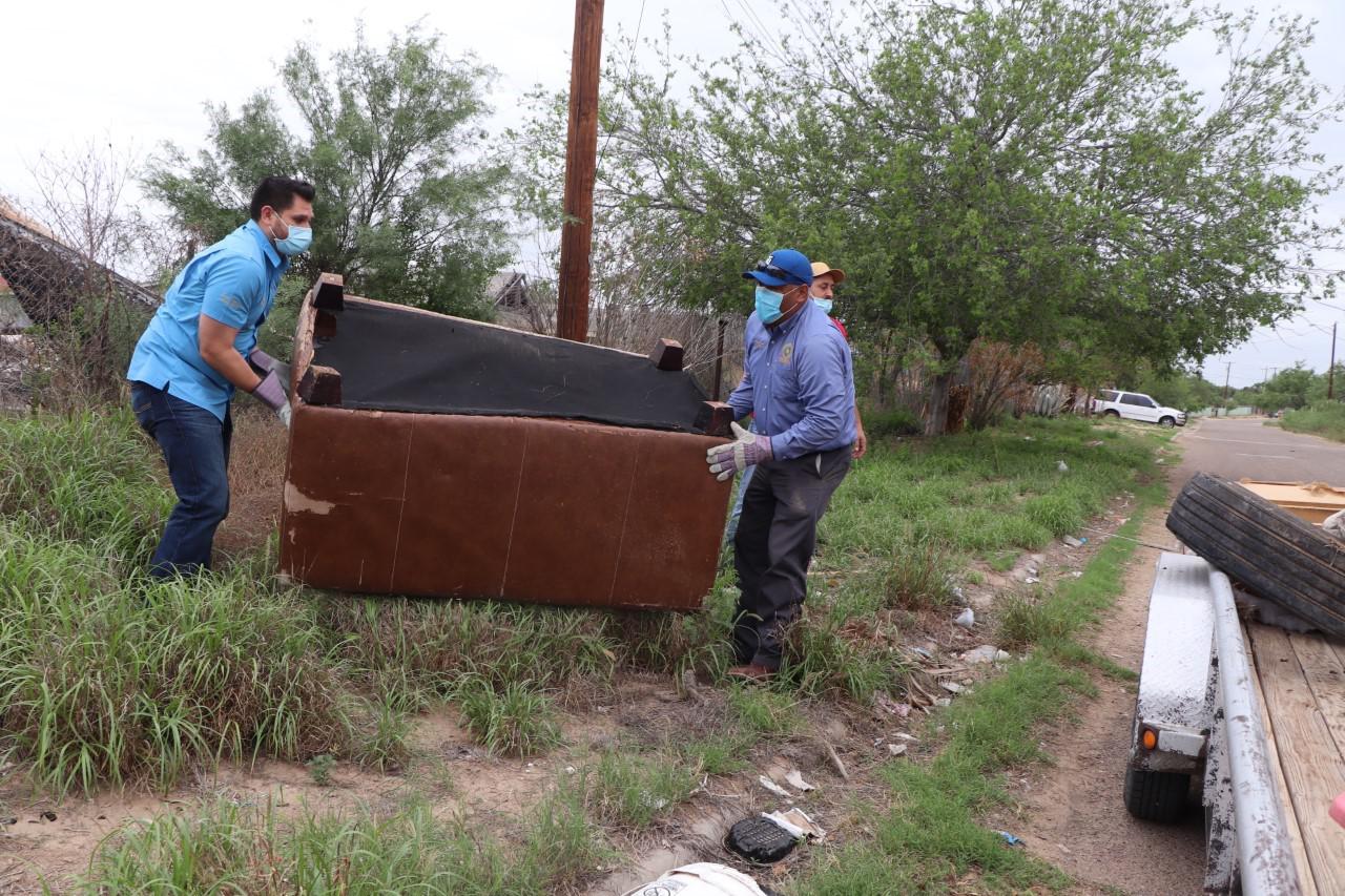County holds cleanup event in El Cenizo - Vimarsana News