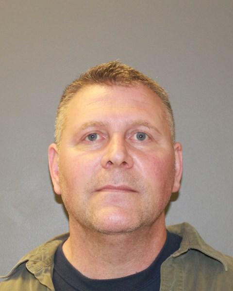 Hamden PD: Man allegedly caught with 'numerous pills,' no prescriptions - Vimarsana News