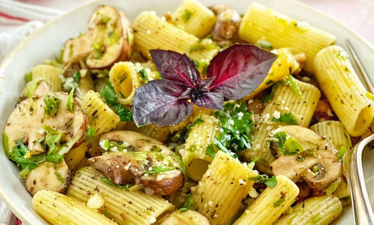 Michelle Barrera's SWAT Rags (Rigatoni with Mushrooms)