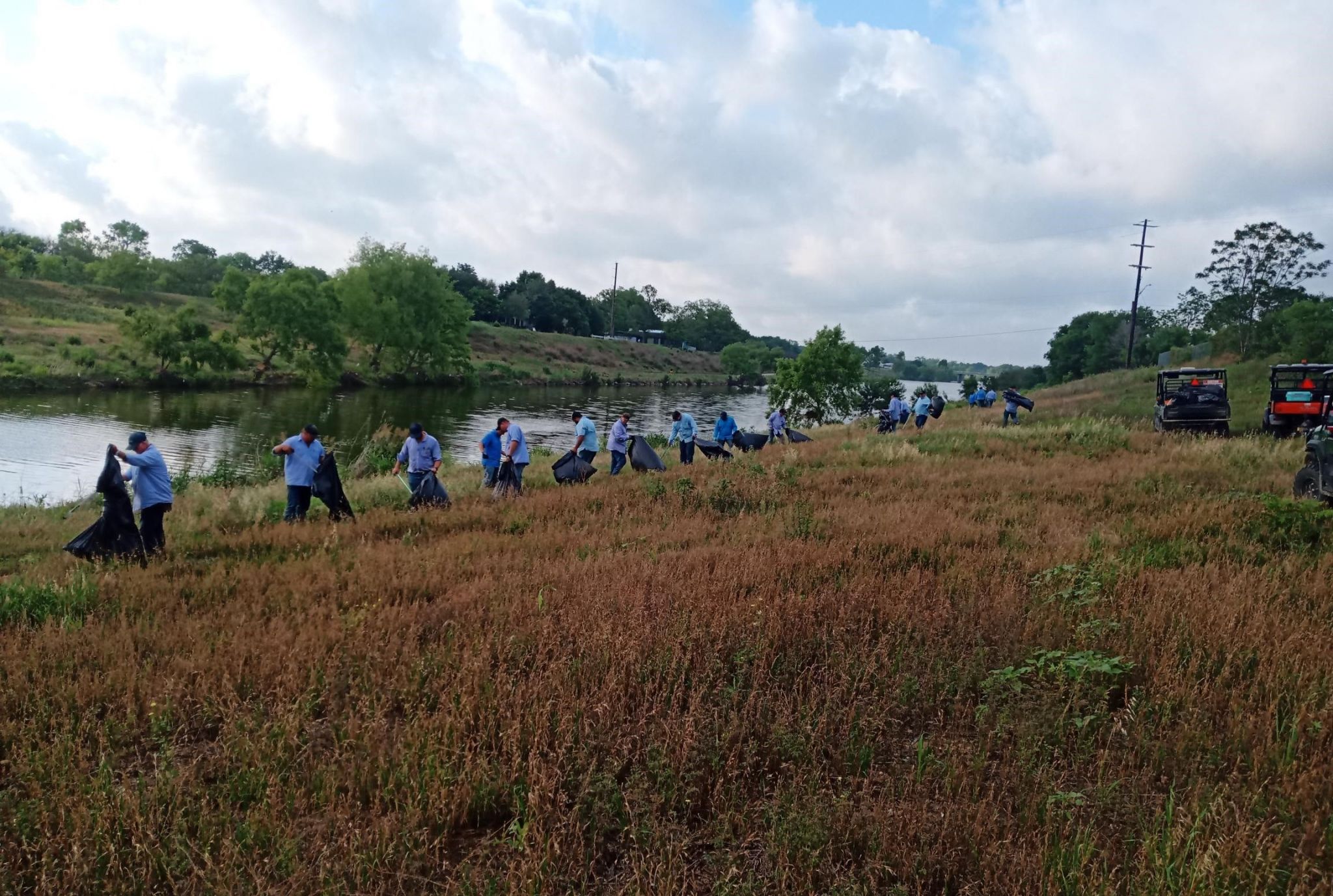 More than 17,000 pounds of trash found along San Antonio River - Vimarsana News