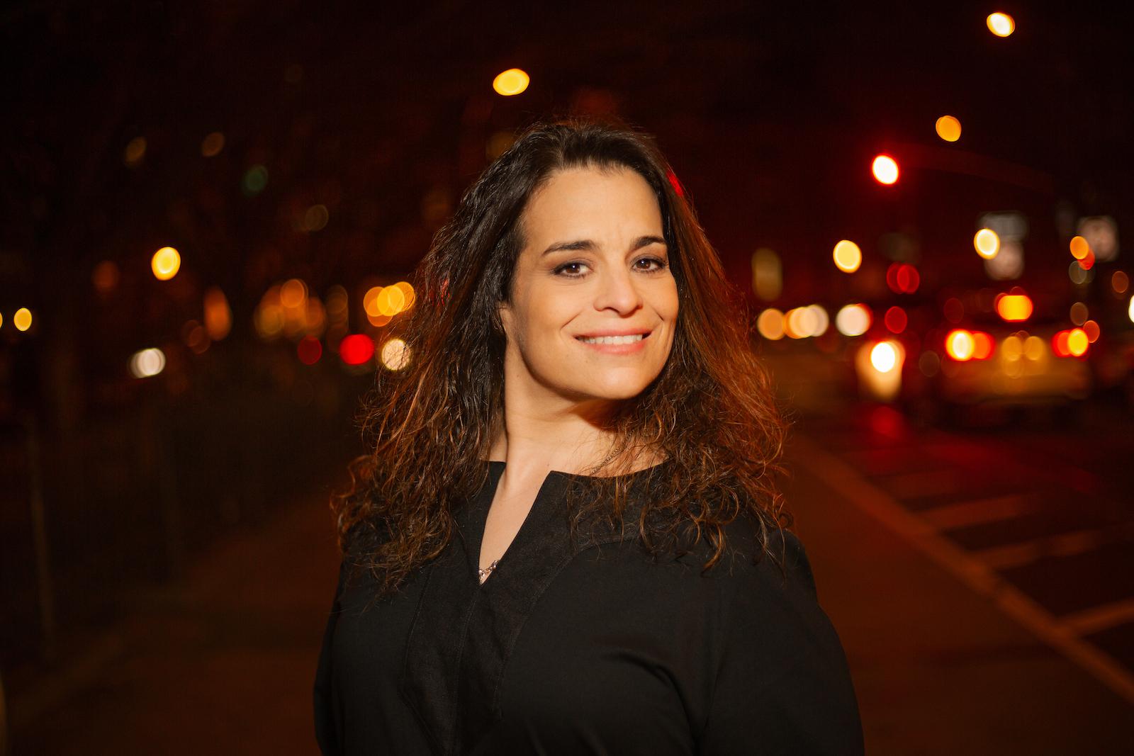 Comedian Jessica Kirson talks hecklers and characters ahead of Bridgeport shows - Vimarsana News