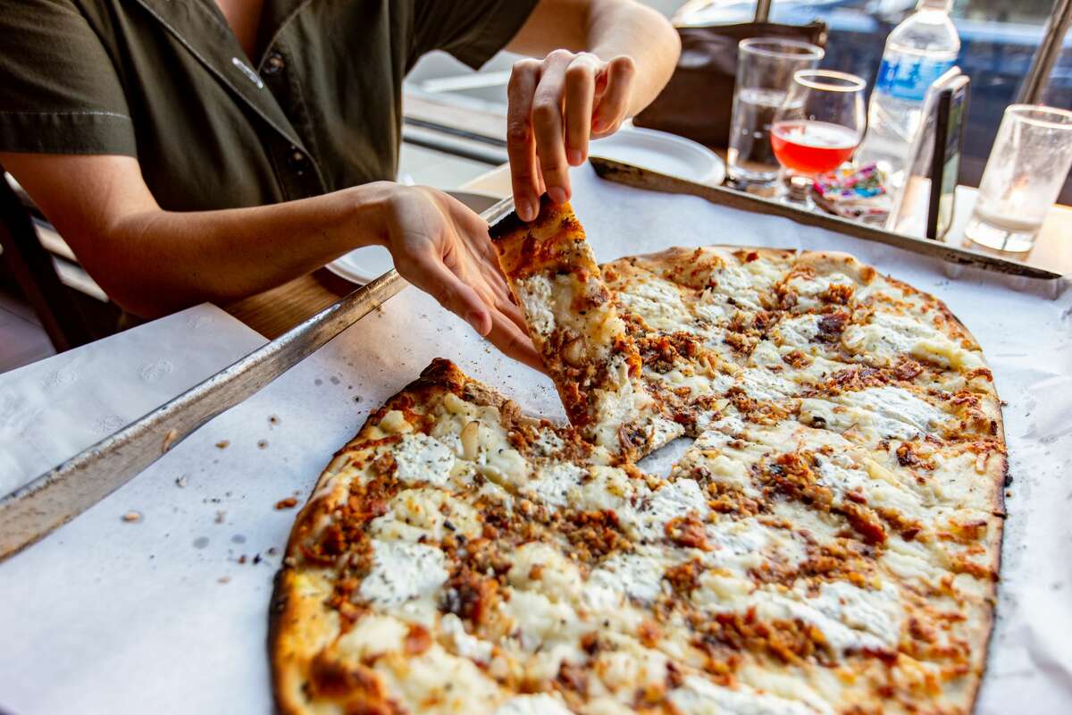 New Haven apizza: Pizza historians study the origins and allure