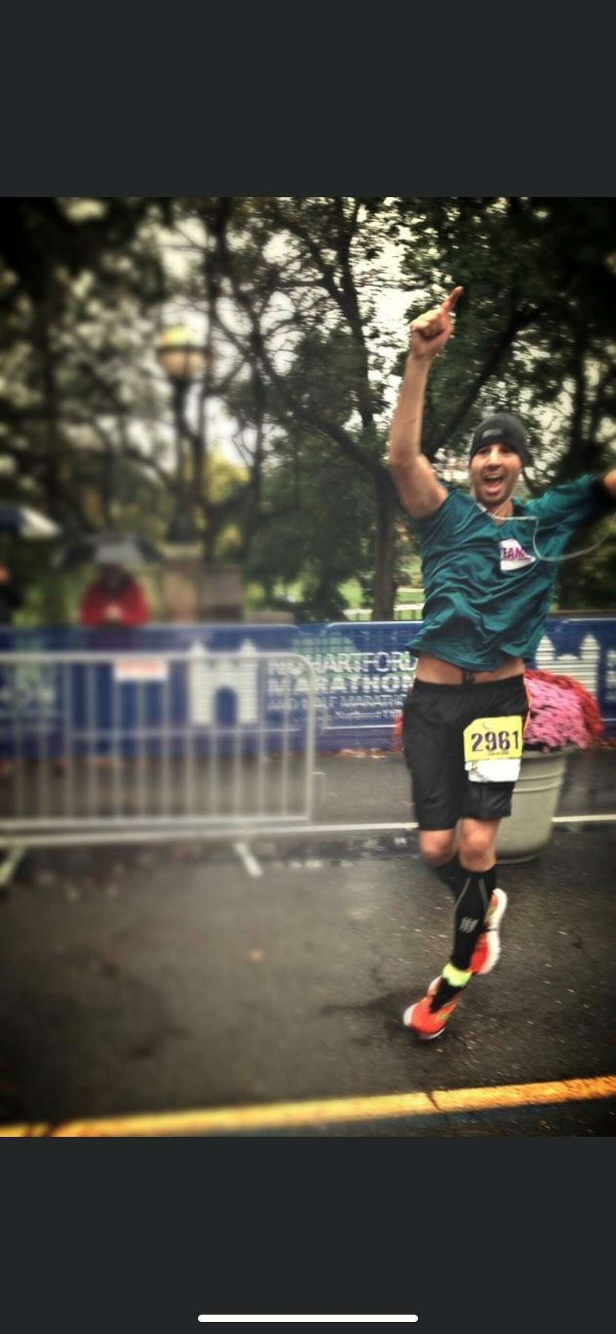 Hartford Hospital therapist running marathon for COVID19 fund