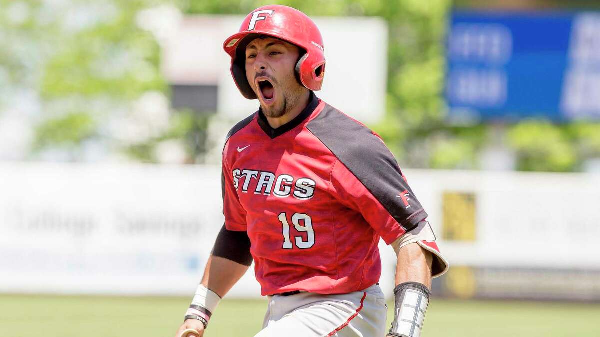 Fairfield Baseball's Sansone Signs Professional Contract with