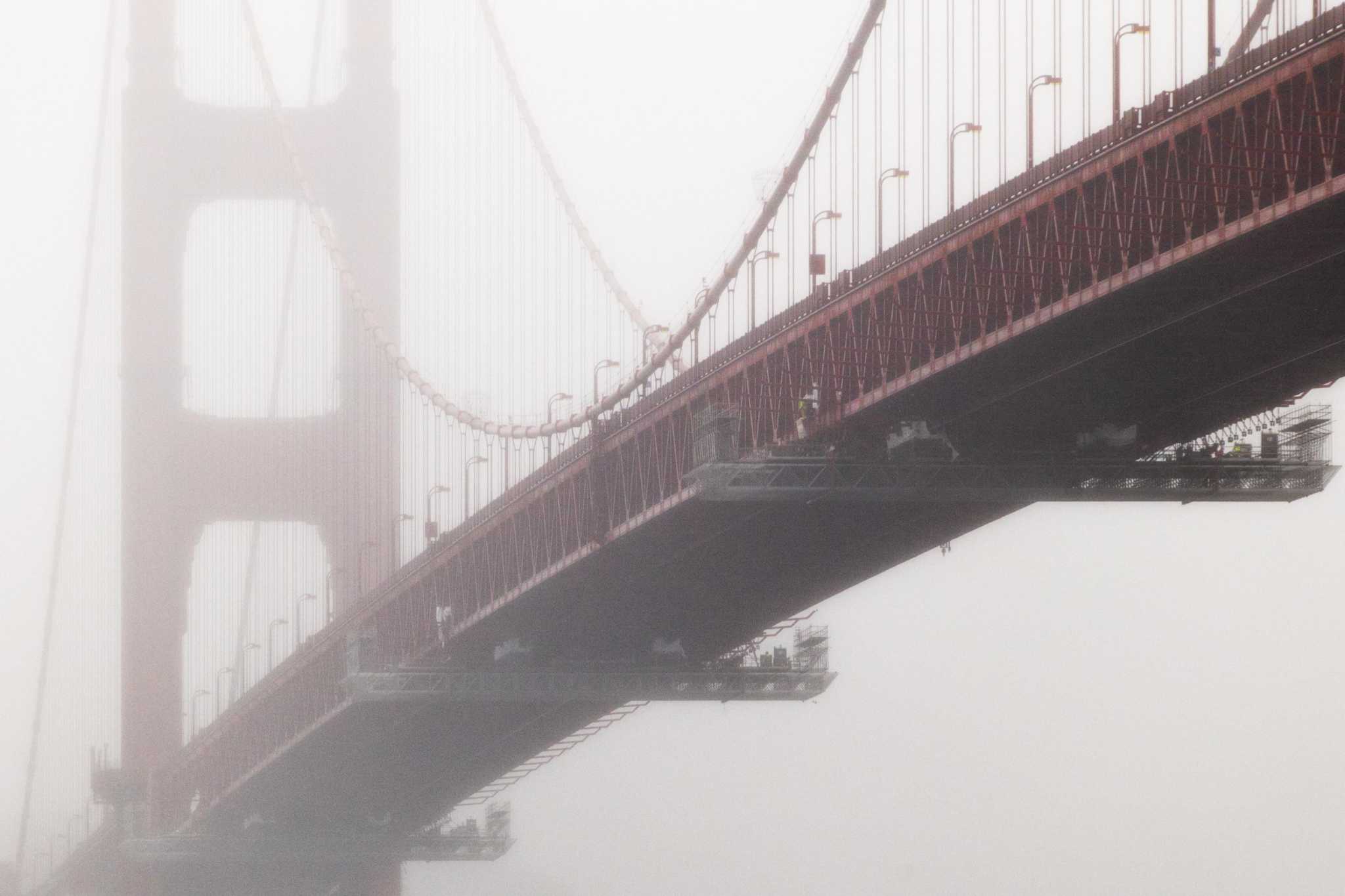 Doctors studied more than 2 decades of Golden Gate Bridge jumps. Their research shows why some manage to survive - Vimarsana News