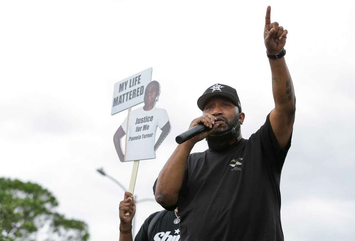 Houston rapper Bun B talks to a crowd of supporters during a "Justice for Pamela Turner" rally on the two-year-anniversary of Turner's death, on Thursday, May 13, 2021, in Baytown. Turner was fatally shot by Baytown Police officer Juan Delacruz at the apartment complex where she lived.