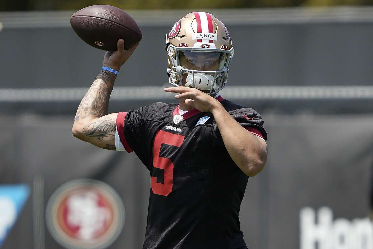 49ers rookie minicamp: Trey Lance debuts on practice field