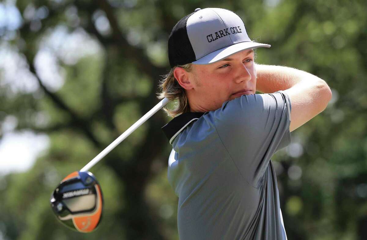 Clark High School golfer Garrett Endicott defended his Region IV-6A championship and will compete at the UIL state championships for the third time.