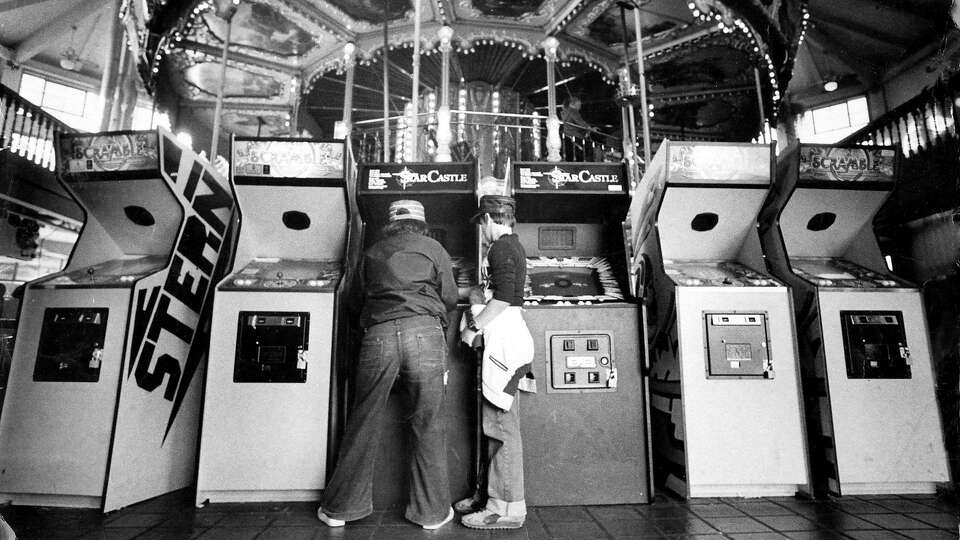 Aug. 3, 1982: Kids play on an afternoon at the Pier 39 arcade.