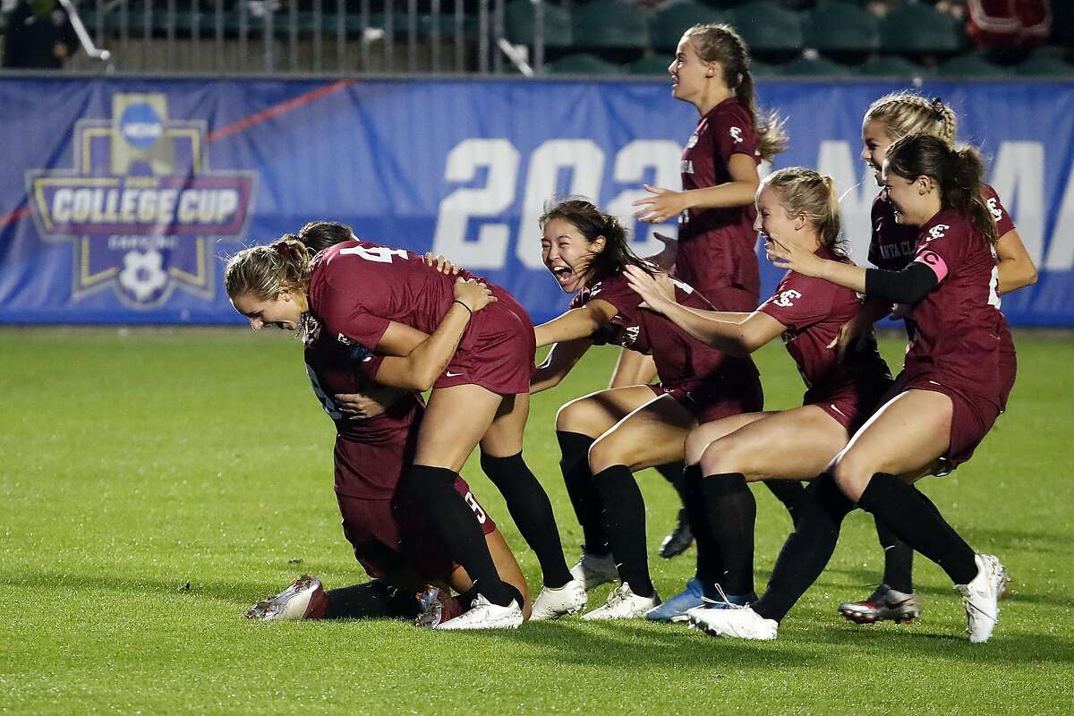 Santa Clara players celebrate their victory over Florida State at the NCAA College Cup championship in Cary, N.C.