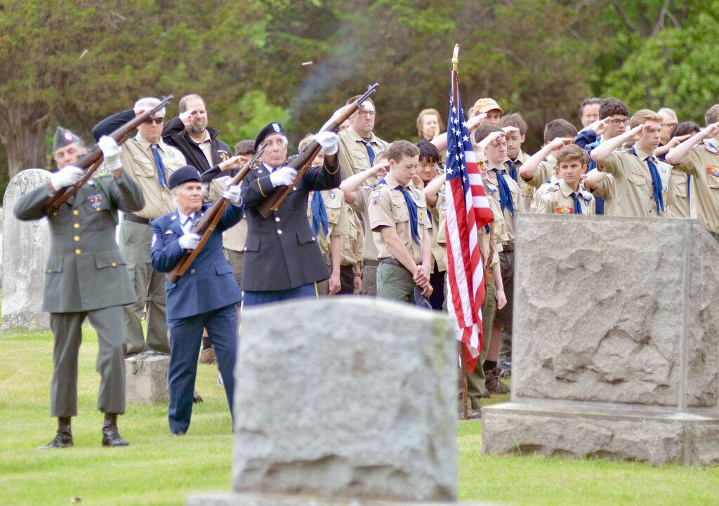 Memorial Day parades, ceremonies on the shoreline - Vimarsana News