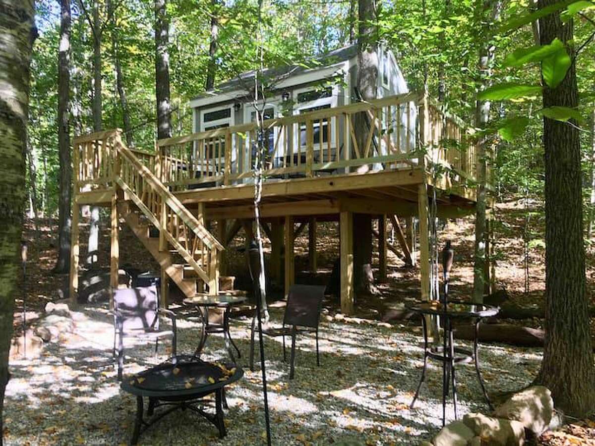 The Water Forest Retreat Tree House in Norwich is surrounded of 100 acres of forest.