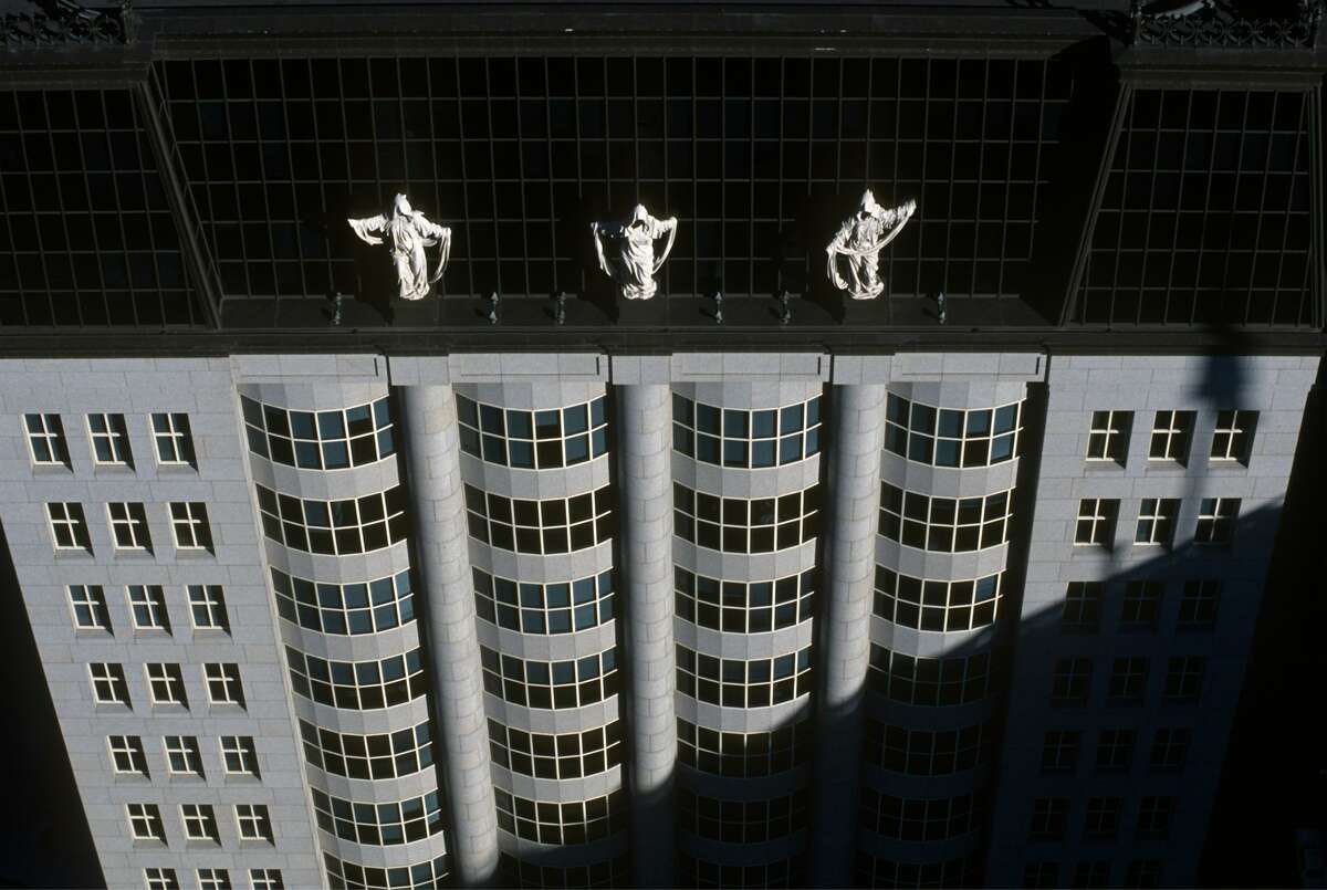 The "Corporate Goddesses" statues atop 580 California St. in San Francisco.