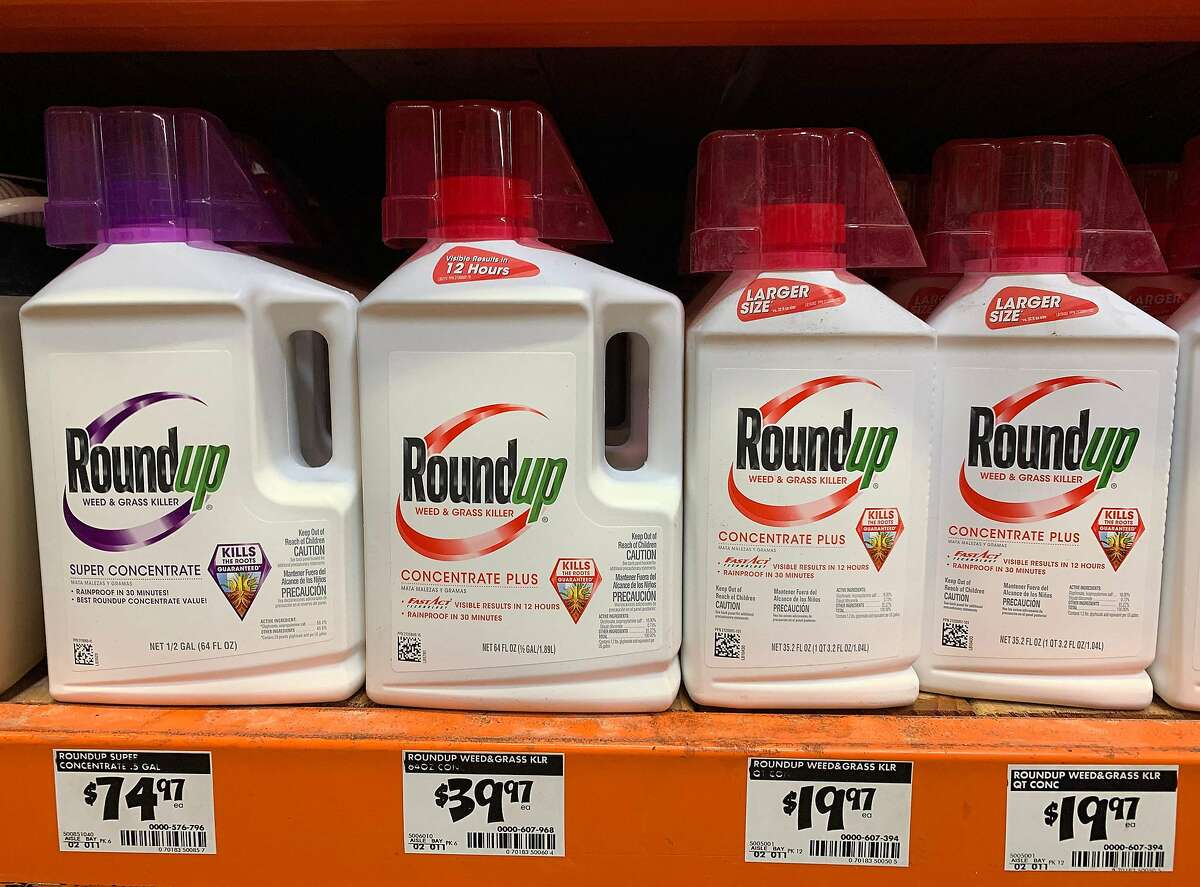 Monsanto Co.’s $2 billion proposal to fend off suits by cancer victims who sprayed the company’s Roundup herbicide on their crops was rejected Wednesday by a federal judge in San Francisco.