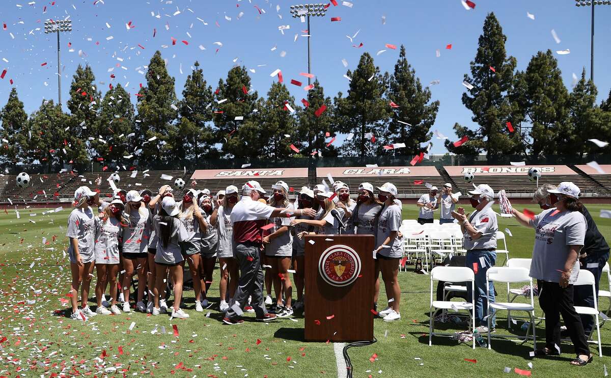 Santa Clara celebrates national title for women’s soccer team