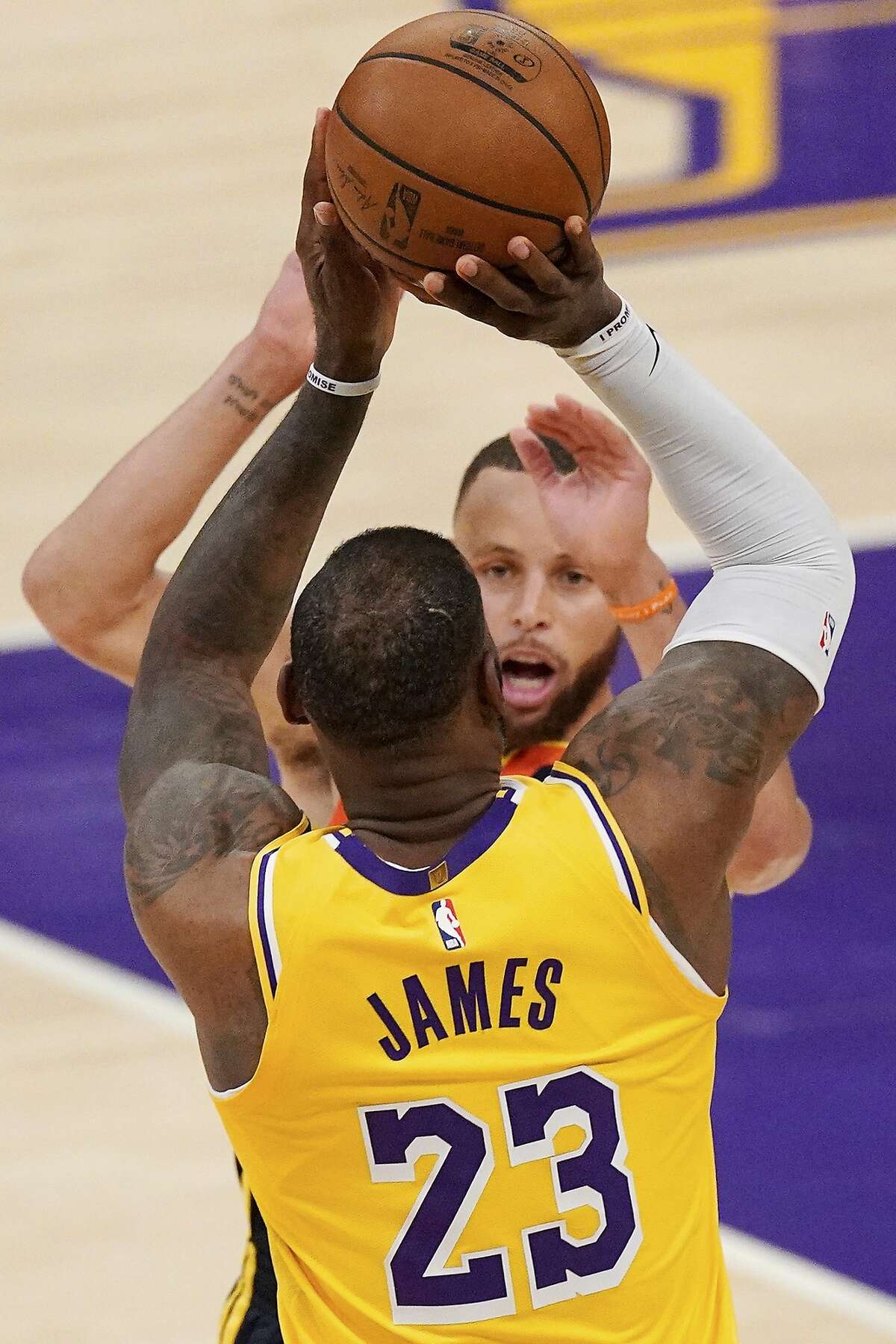 Playing low minutes isn't good for me, says Lakers' James