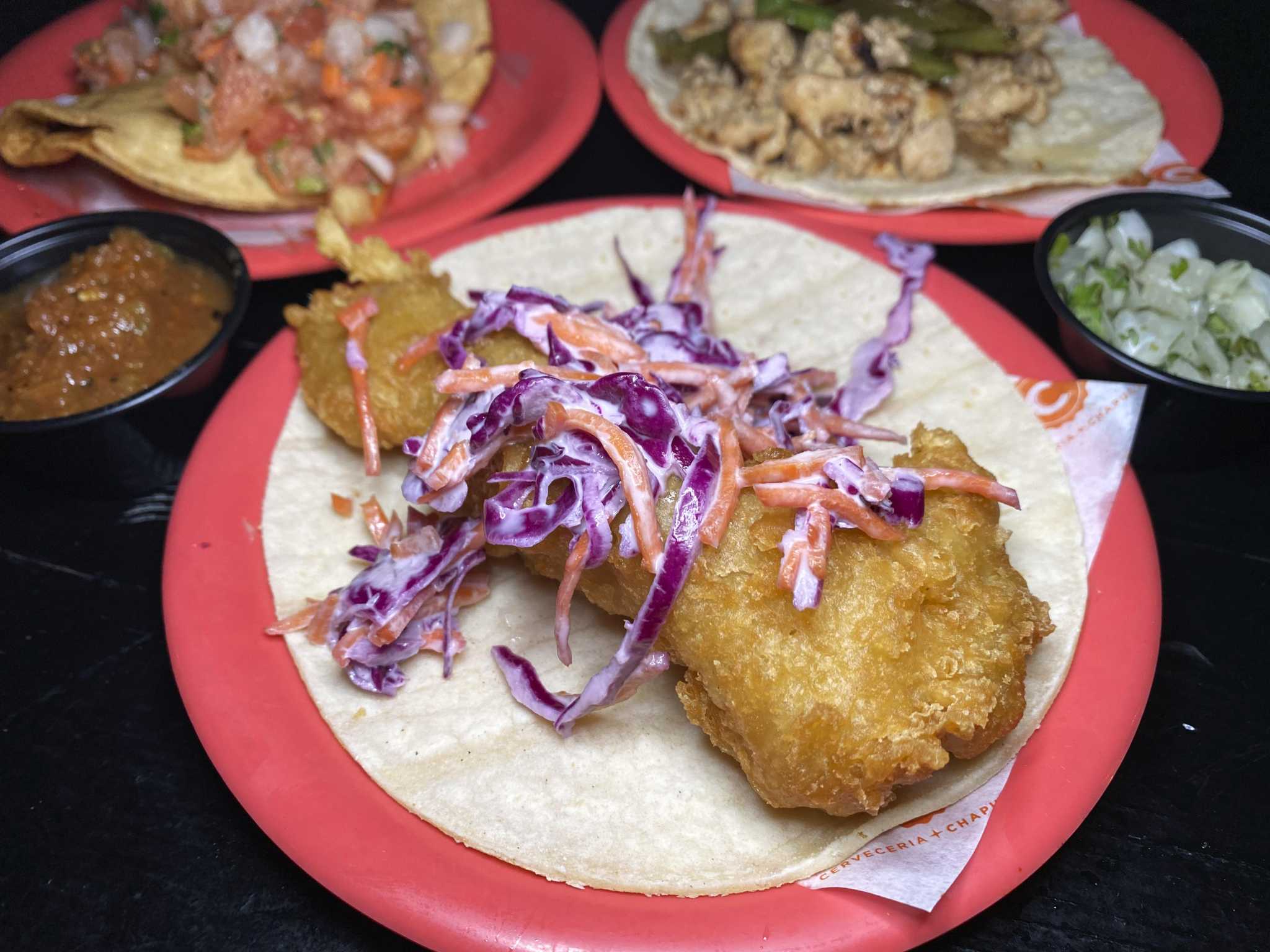 Cheap thrills, not much else, at Cervecería Chapultepec, a one-price Mexican eatery near the Pearl - Vimarsana News