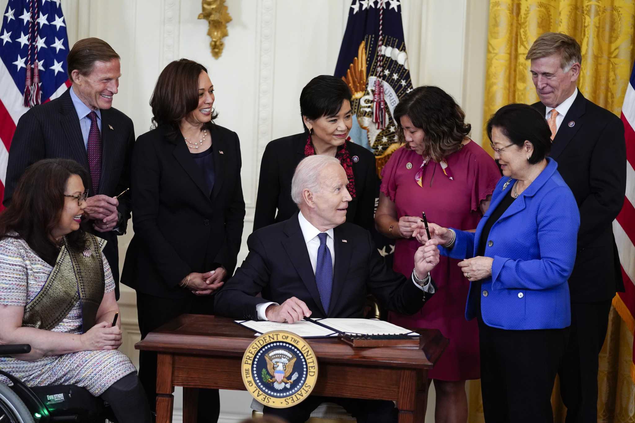 Biden Signs Legislation Focused On Hate Crimes Against Asian Americans   RawImage 