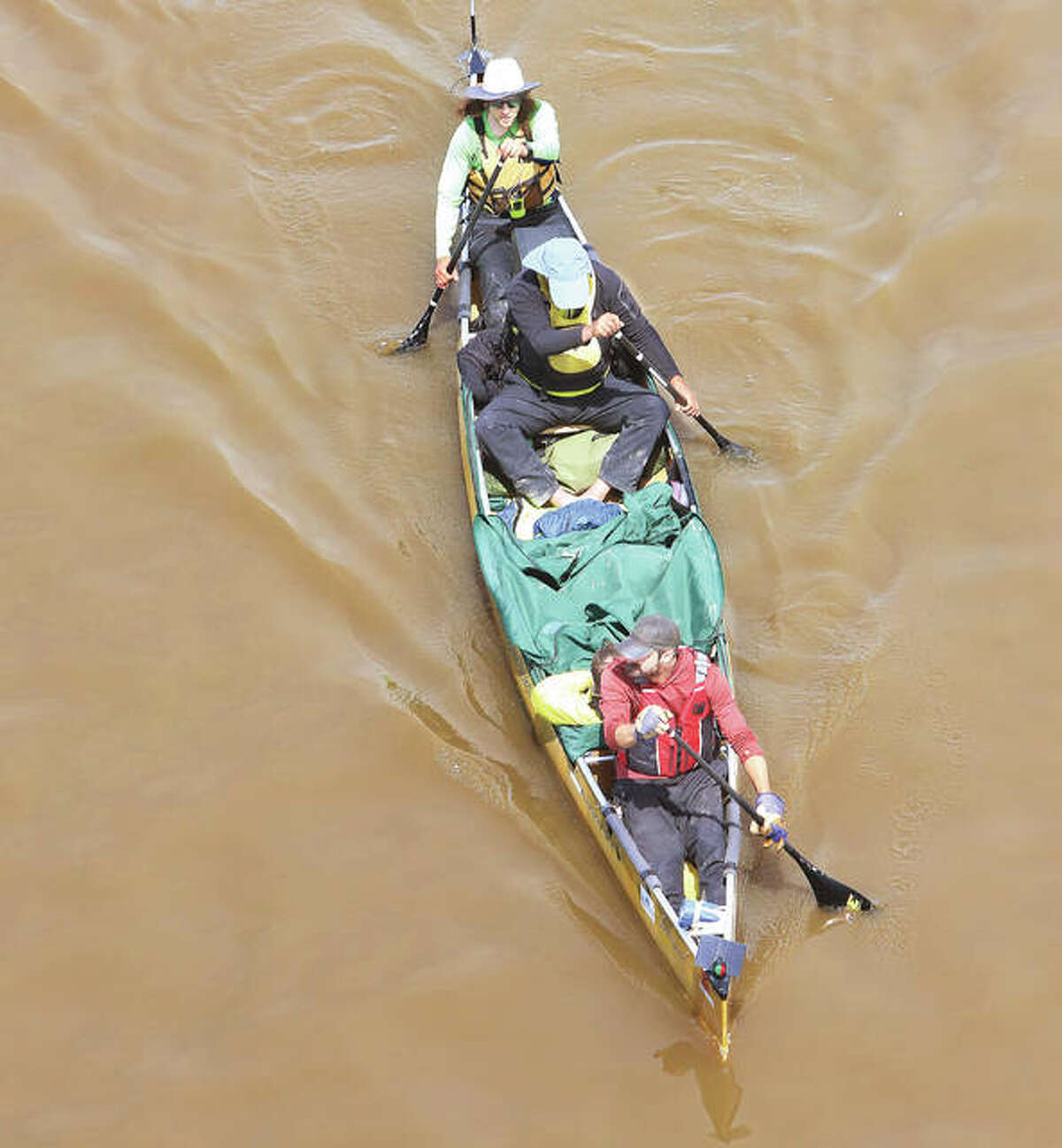 Paddlers end river quest as canoe sinks
