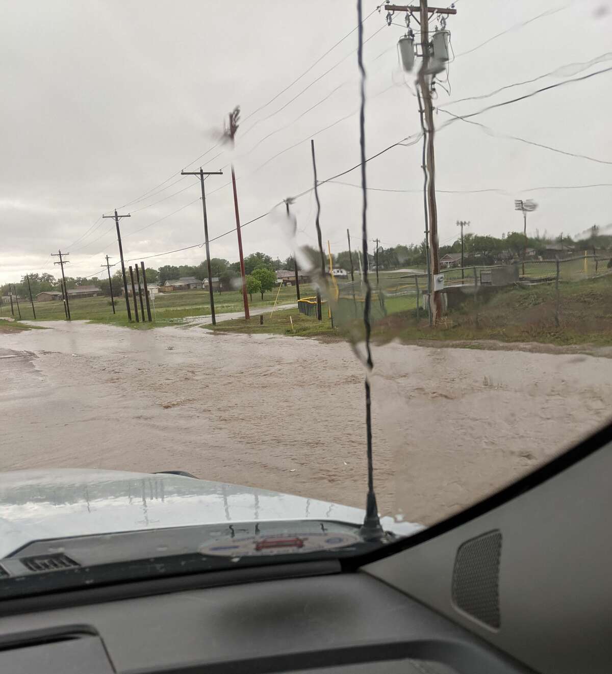 Storm brings flooding to Tulia