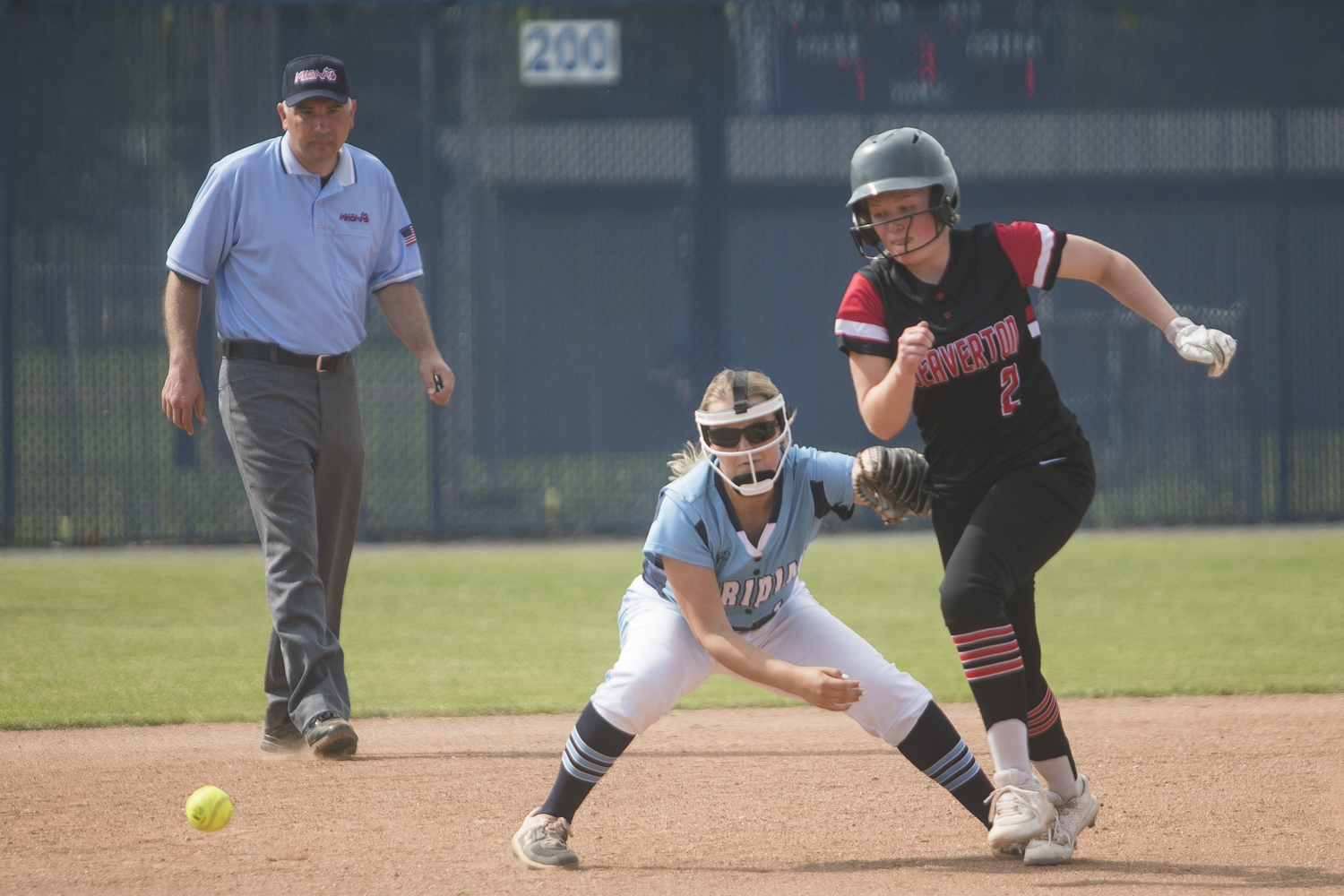 Meridian Early College High School vs. Beaverton High School softball