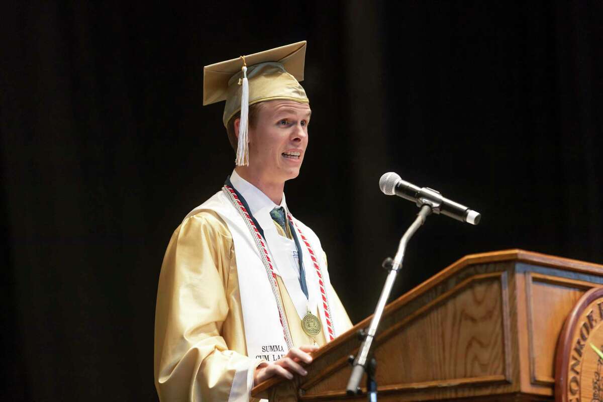 Conroe High graduates 1,000 tigers in class of 2021