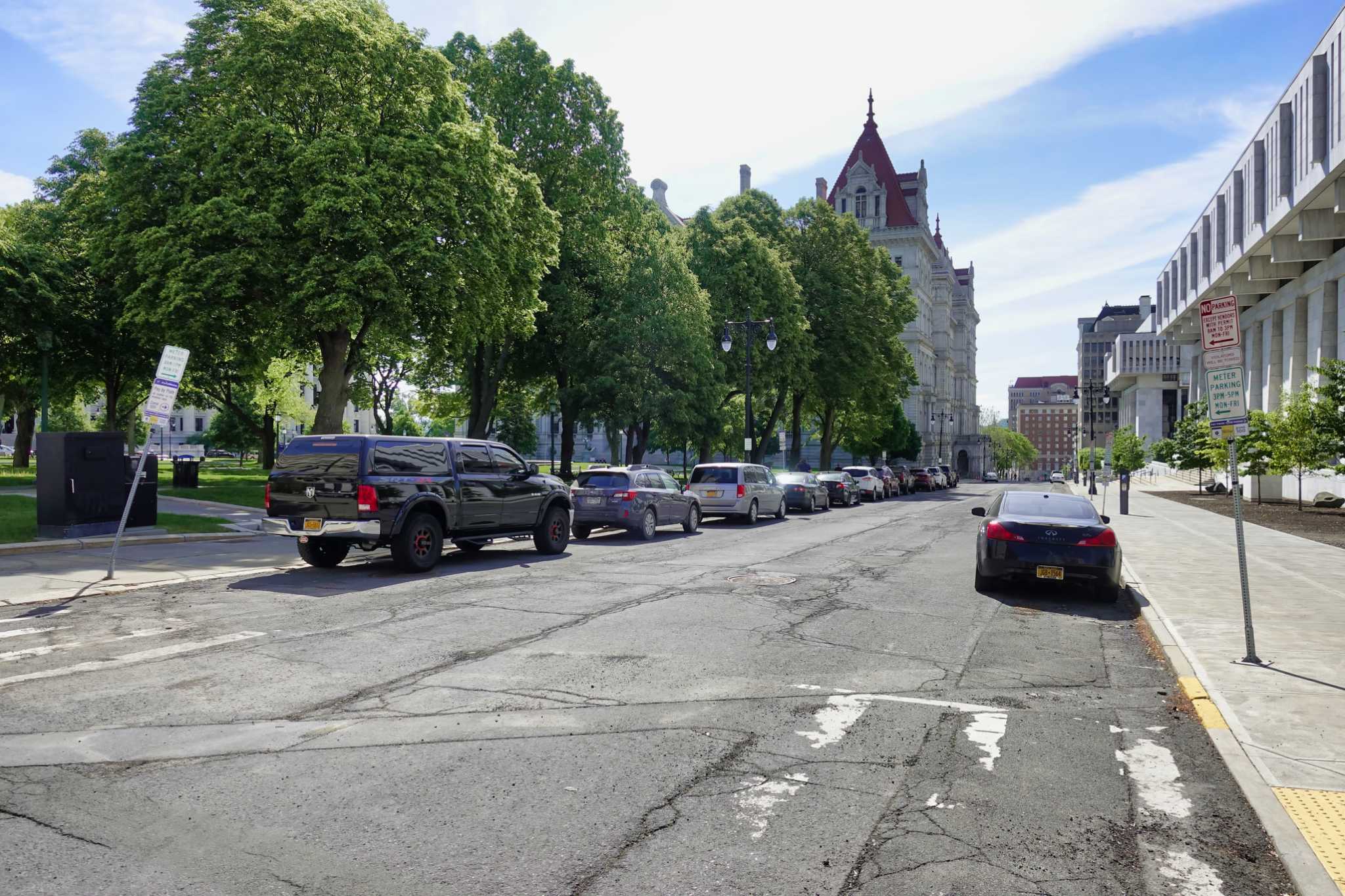 Barricades removed from State Street, fencing removed from West Capitol Park - Vimarsana News