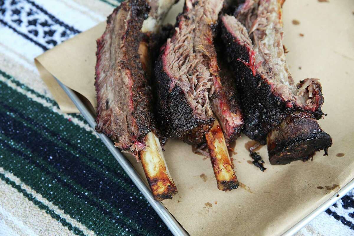 45 minutes for a $45 'dino rib': The story of the Rangers' bigger-in-Texas  food