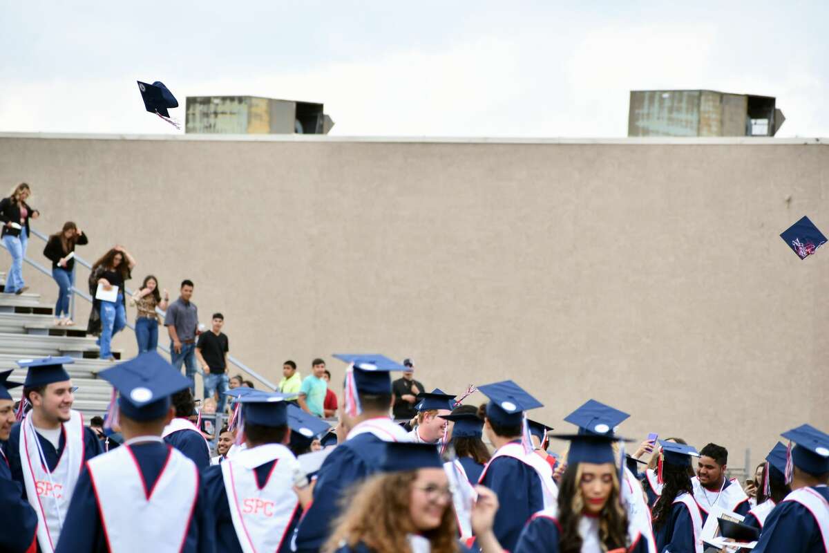 Photo Gallery Plainview High School Graduation 2021
