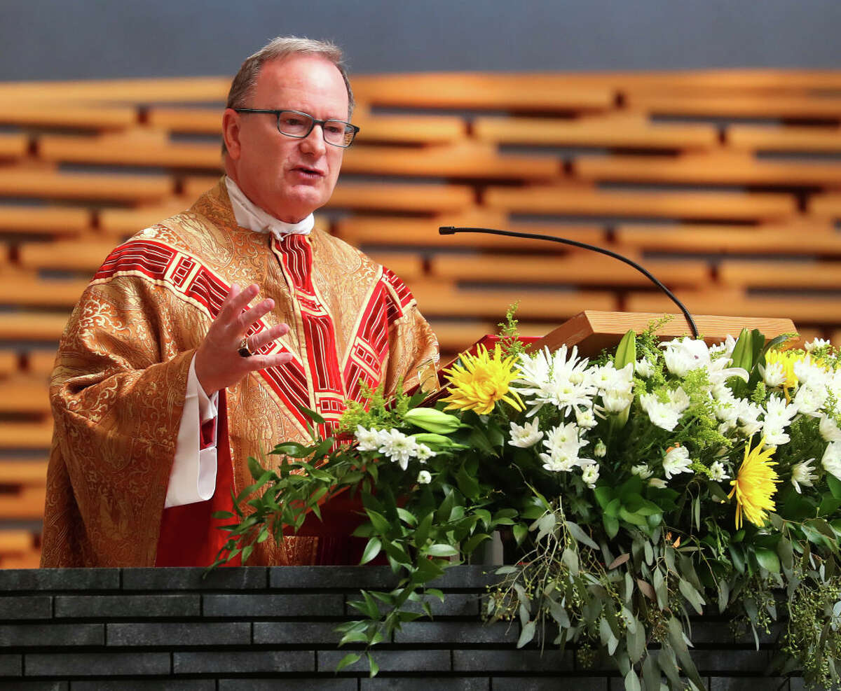 Bishop Michael Barber speaks during Easter Mass at The Cathedral of Christ the Light on Sunday, April 21, 2019, in Oakland, Calif.