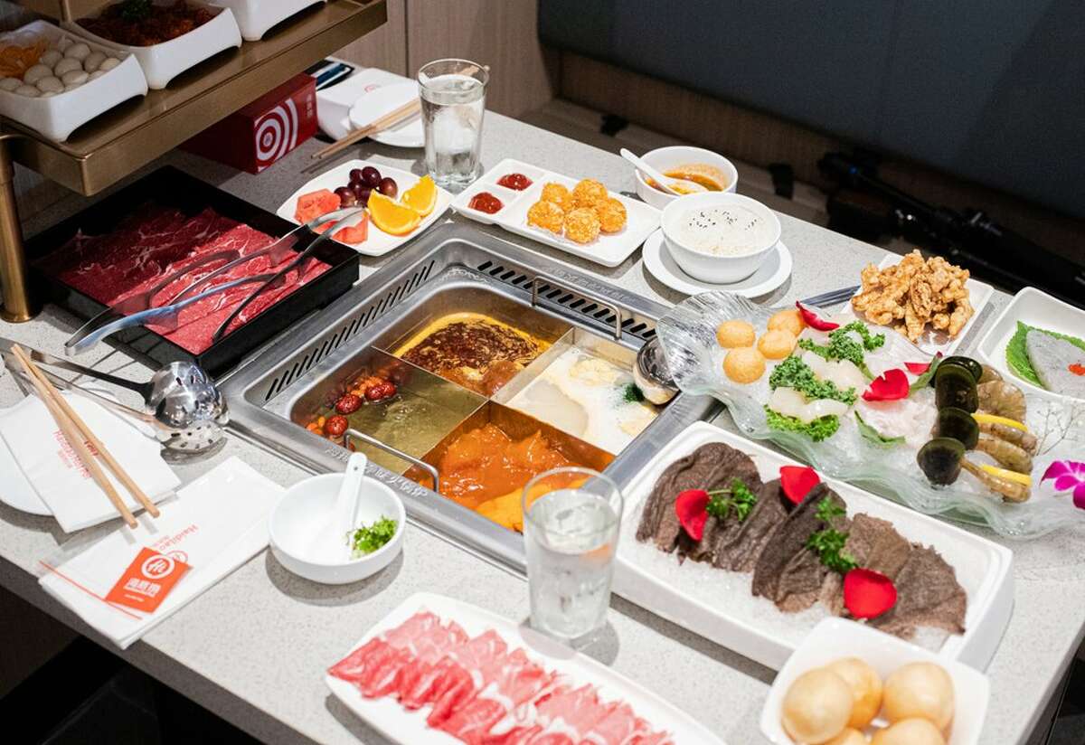Highlyanticipated Sichuan hot pot chain HaiDiLao opens in Katy