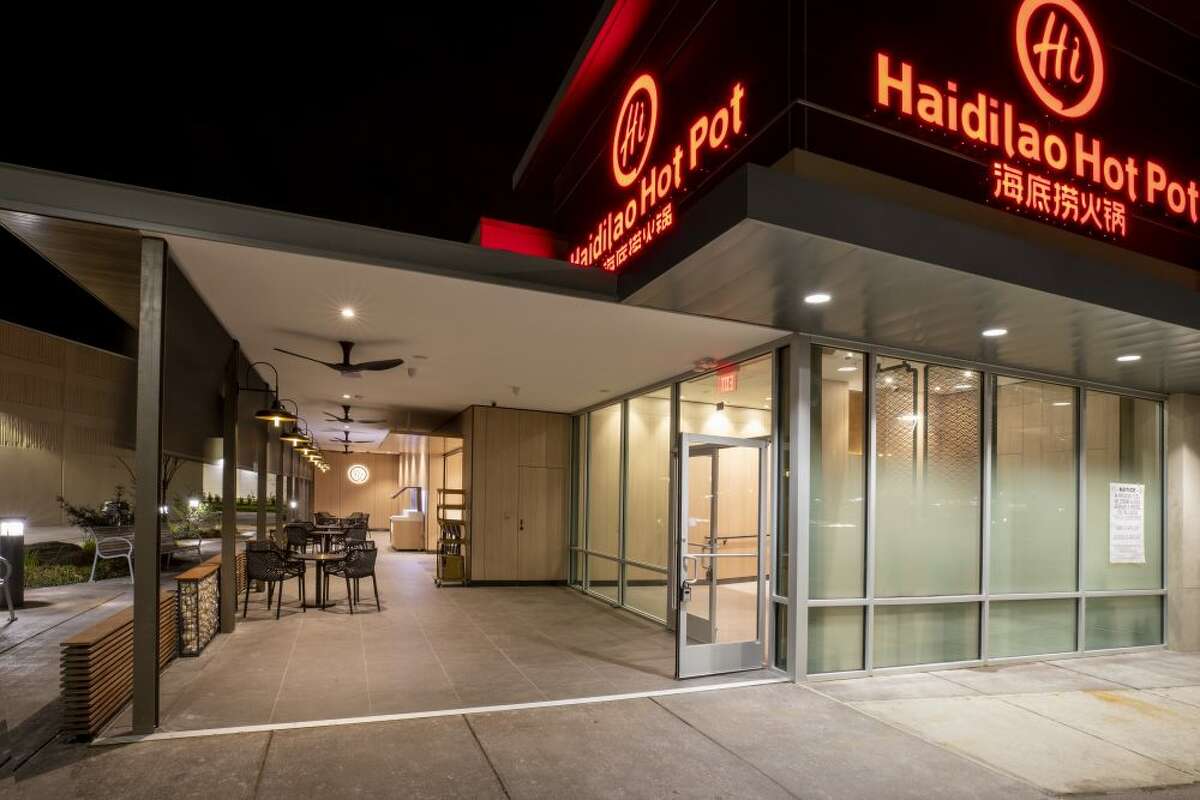 Highlyanticipated Sichuan hot pot chain HaiDiLao opens in Katy