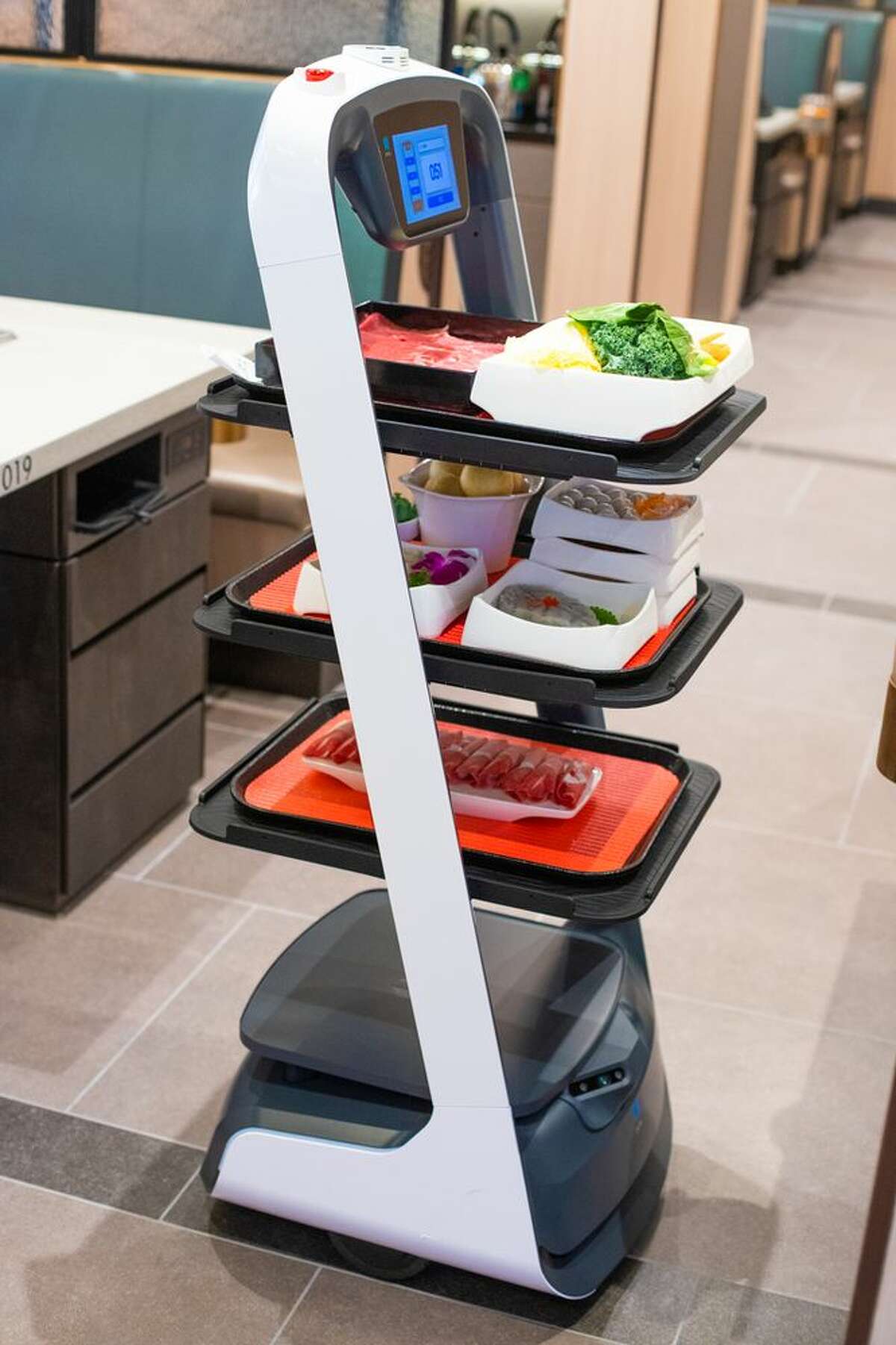 Highlyanticipated Sichuan hot pot chain HaiDiLao opens in Katy