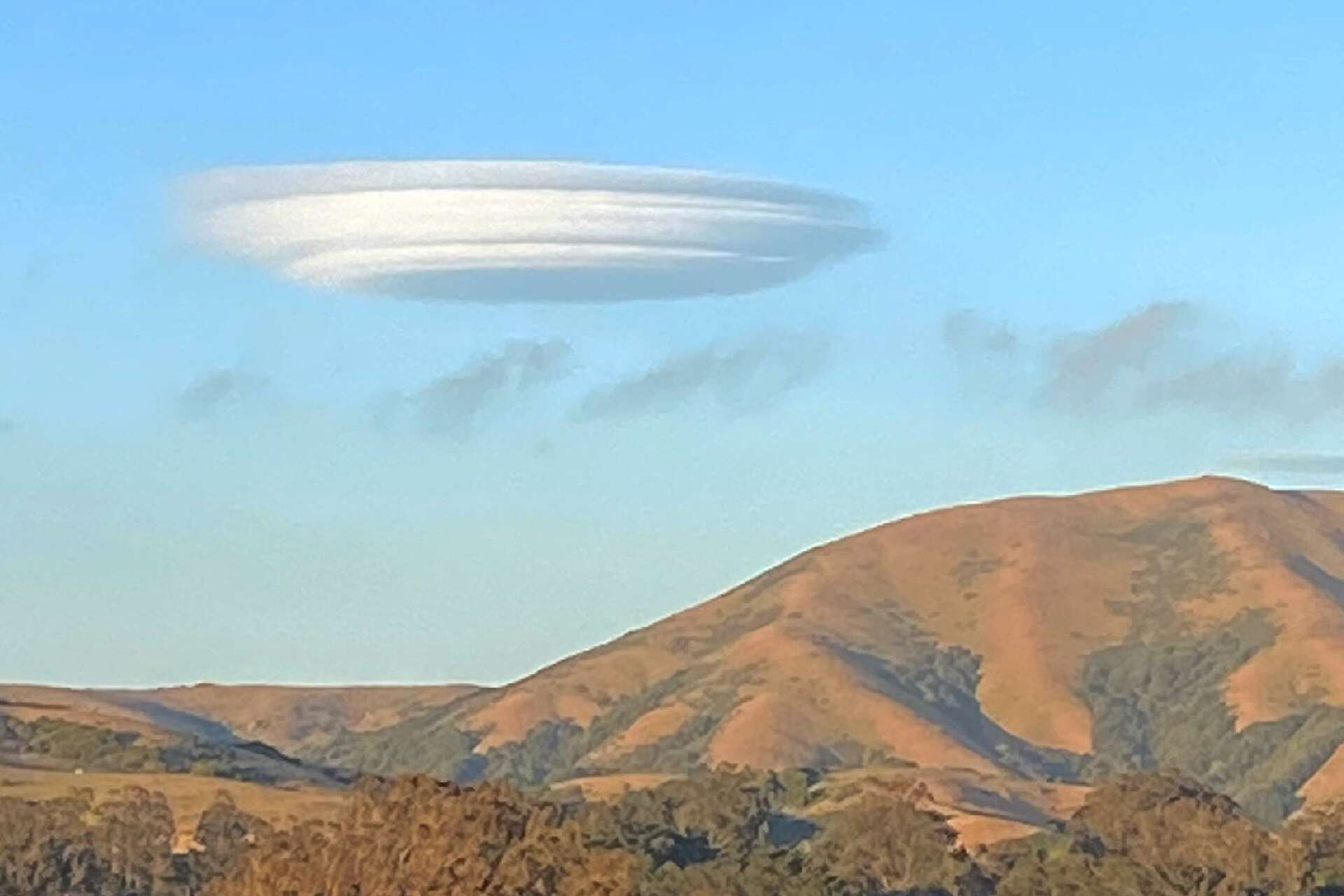 UFO-like clouds spotted over Point Reyes and East Bay in eerie photos