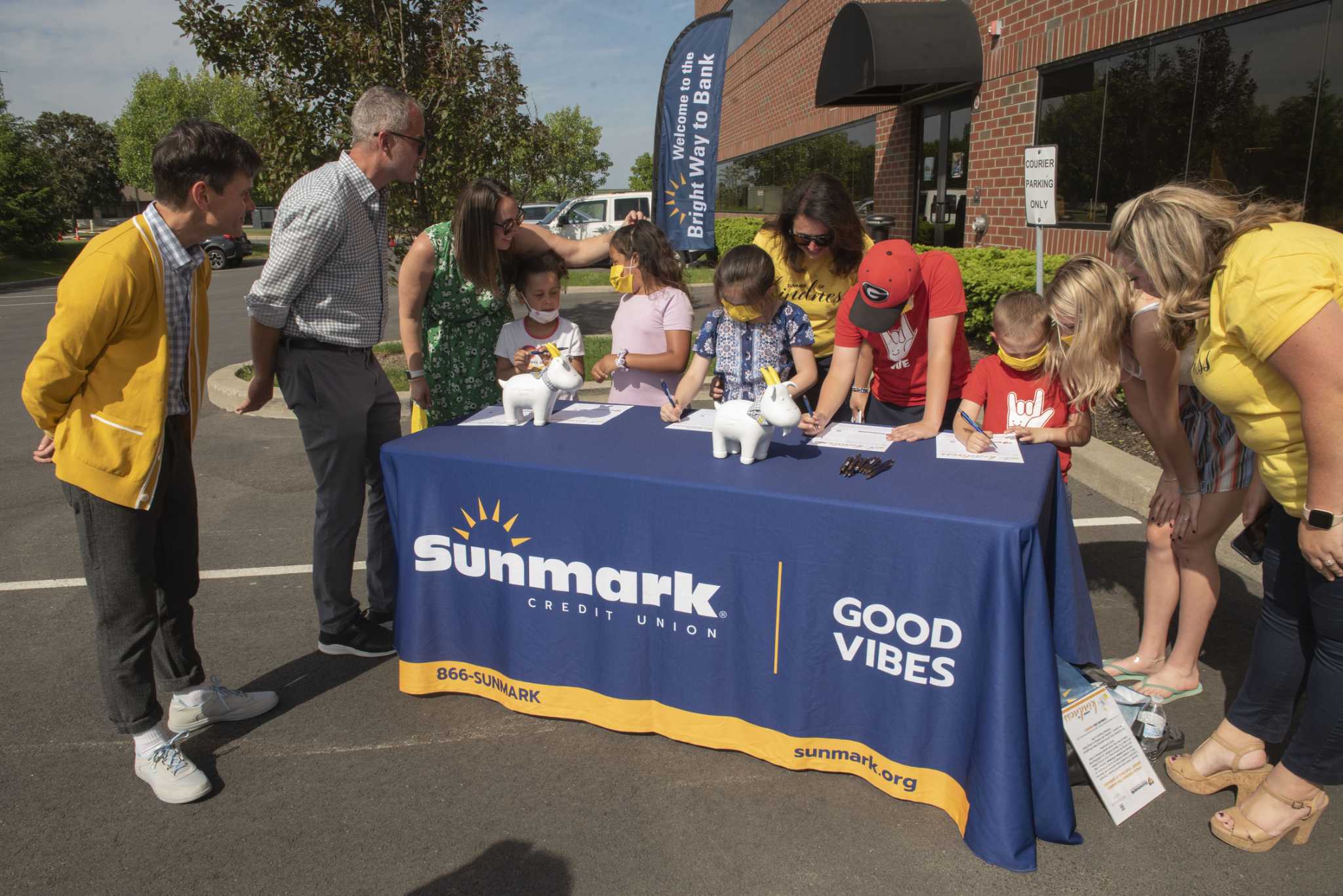 Sunmark and Beekman 1802 launch summer of kindness campaign - Vimarsana News