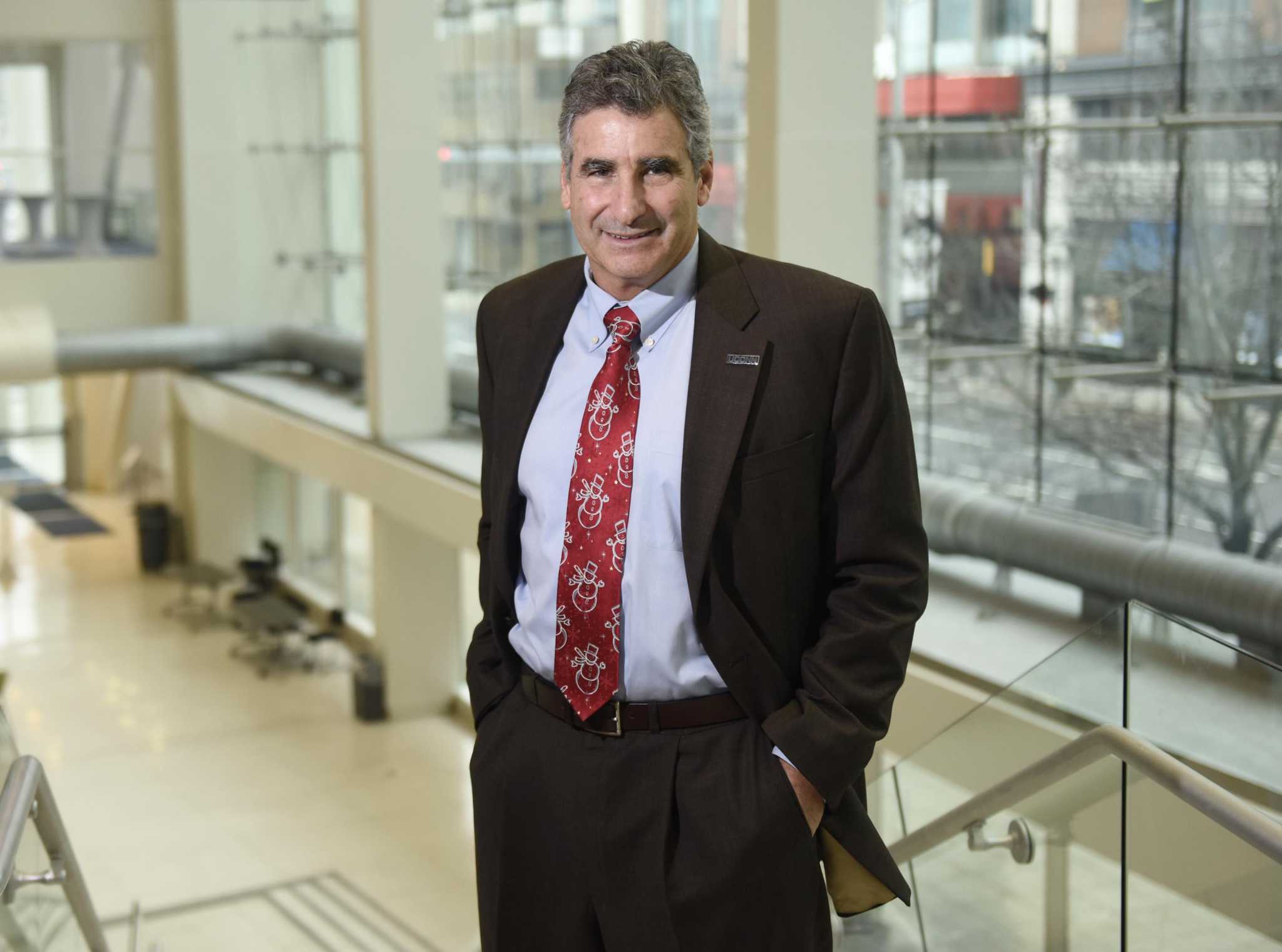 editorial-ct-lavishes-former-uconn-presidents-with-cushy-jobs