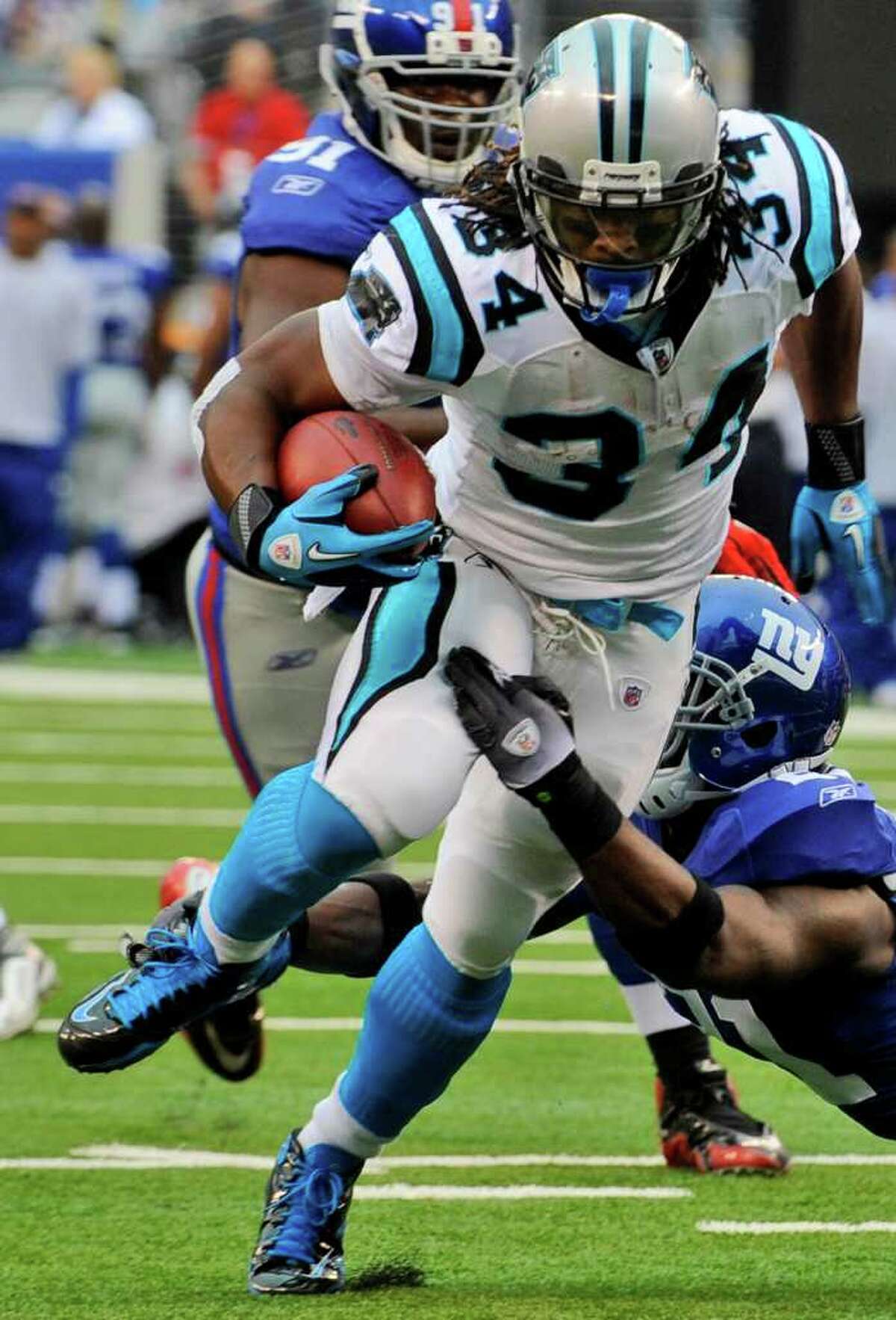 GIANTS FOOTBALL: G-Men beat Panthers 31-18