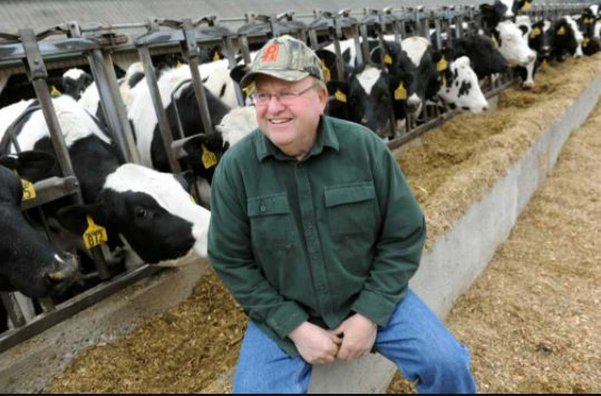 New York dairy farmers would like to seel more goods to Canada but say they face quotas and high tariffs.