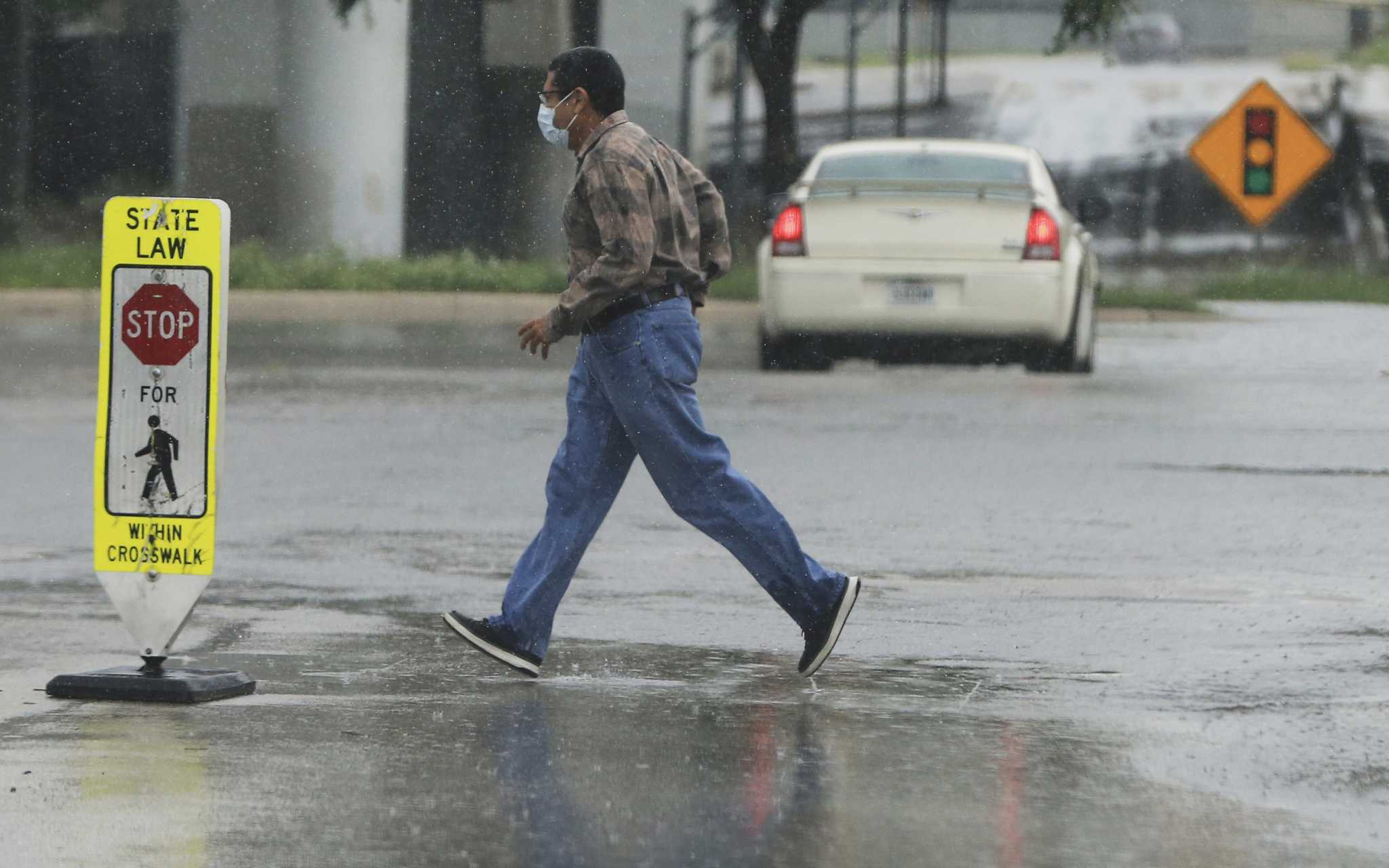 Areas in South Texas may see 4-to-6 inches of rain, NWS forecasts