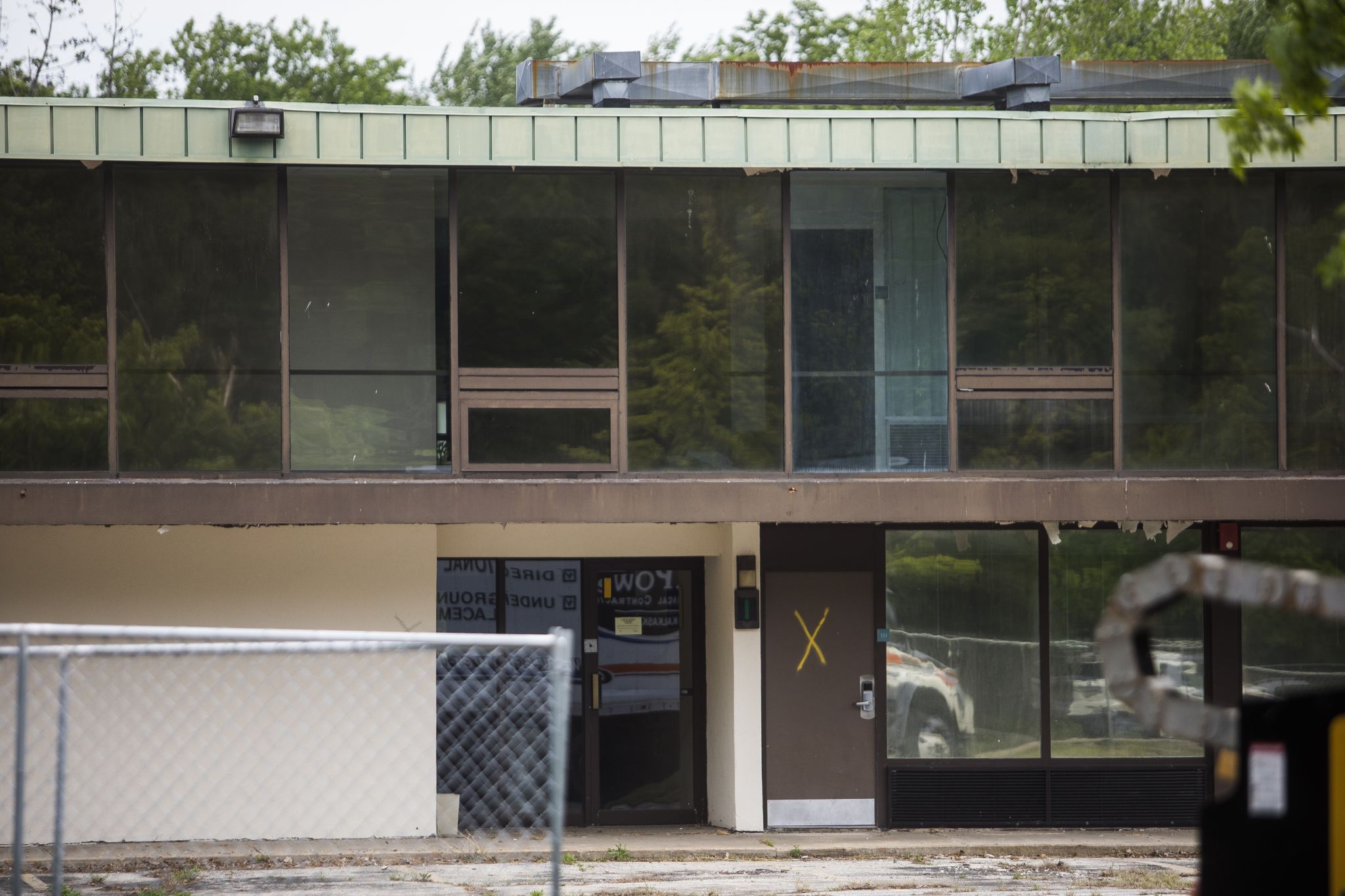 Old Holiday Inn building owner loses lawsuit to city