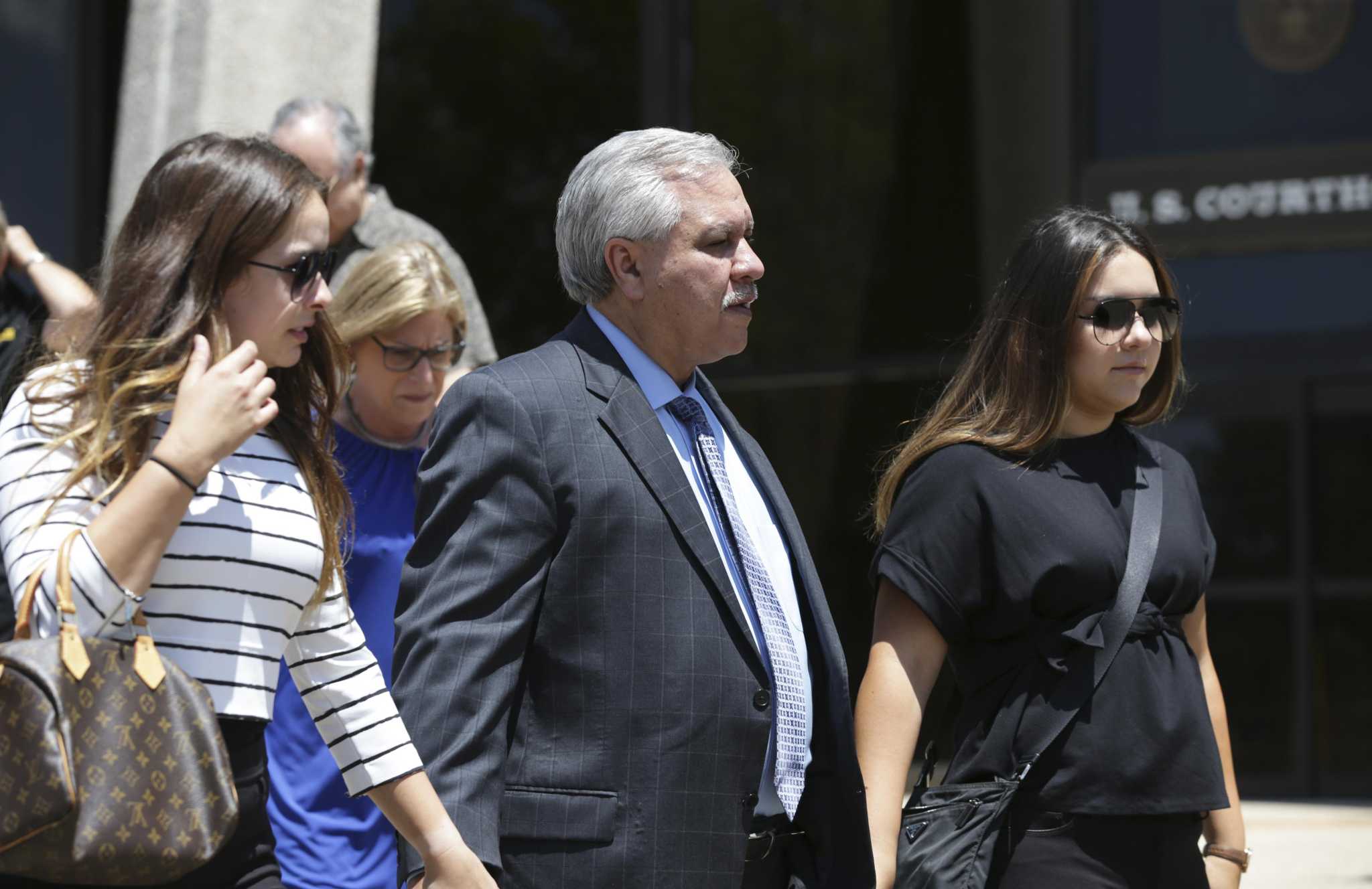 FourWinds victims will receive about $171K from sale of Shavano Park estate owned by Gary Cain - Vimarsana News