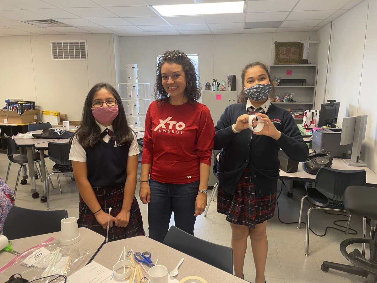 XTO Energy encourages girls to consider careers in engineering