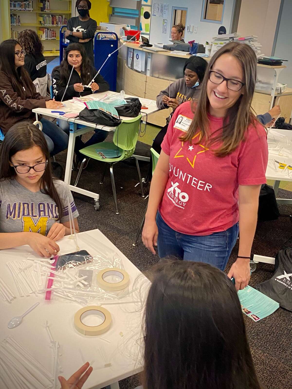 XTO Energy encourages girls to consider careers in engineering