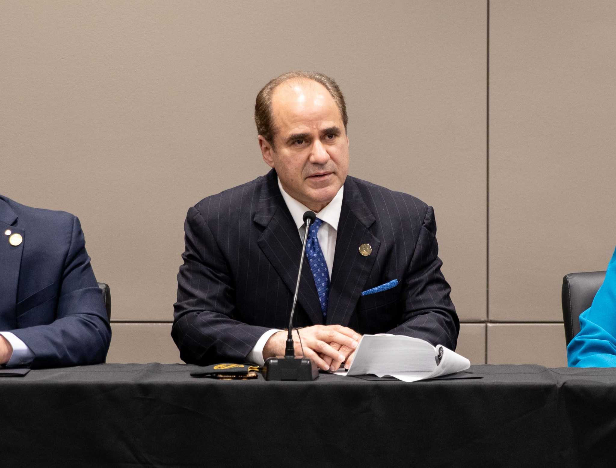 Laredo College holds off on naming an interim president - Vimarsana News
