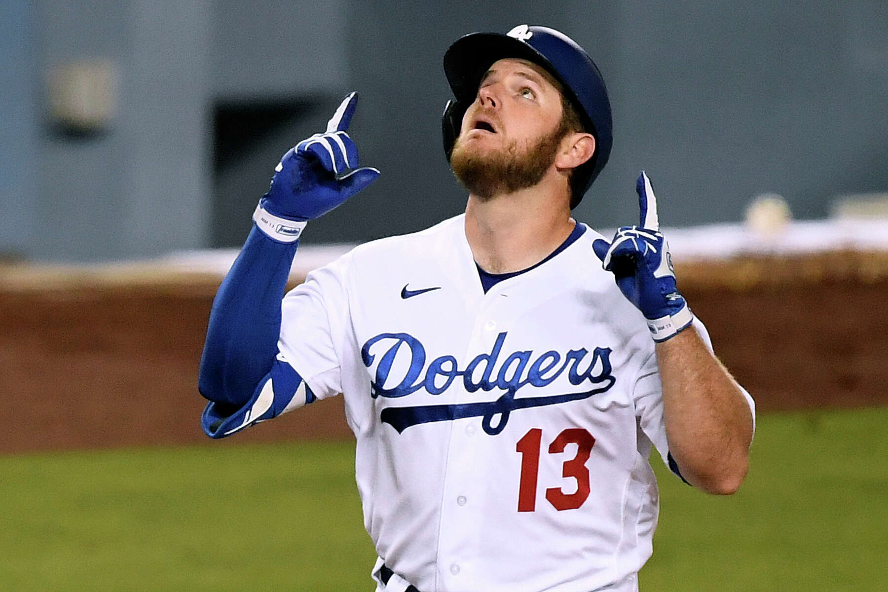 Max Muncy keeps cursing SF Giants, leads Dodgers to 9-1 win - Sports  Illustrated San Francisco Giants News, Analysis and More