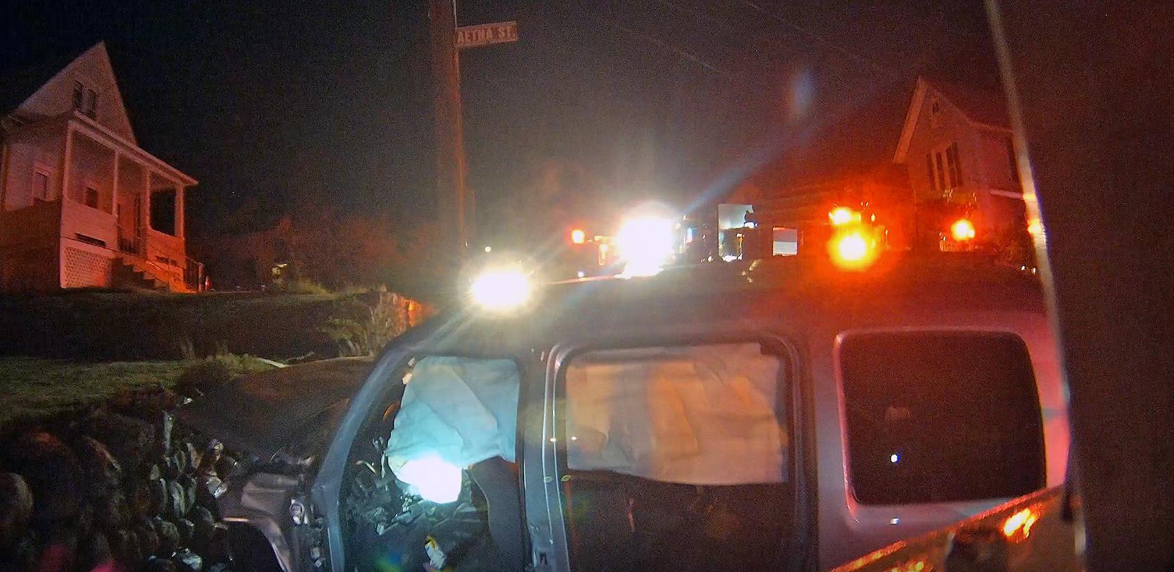 Police: 3 men seriously hurt after pulled from burning car in Naugatuck - Vimarsana News