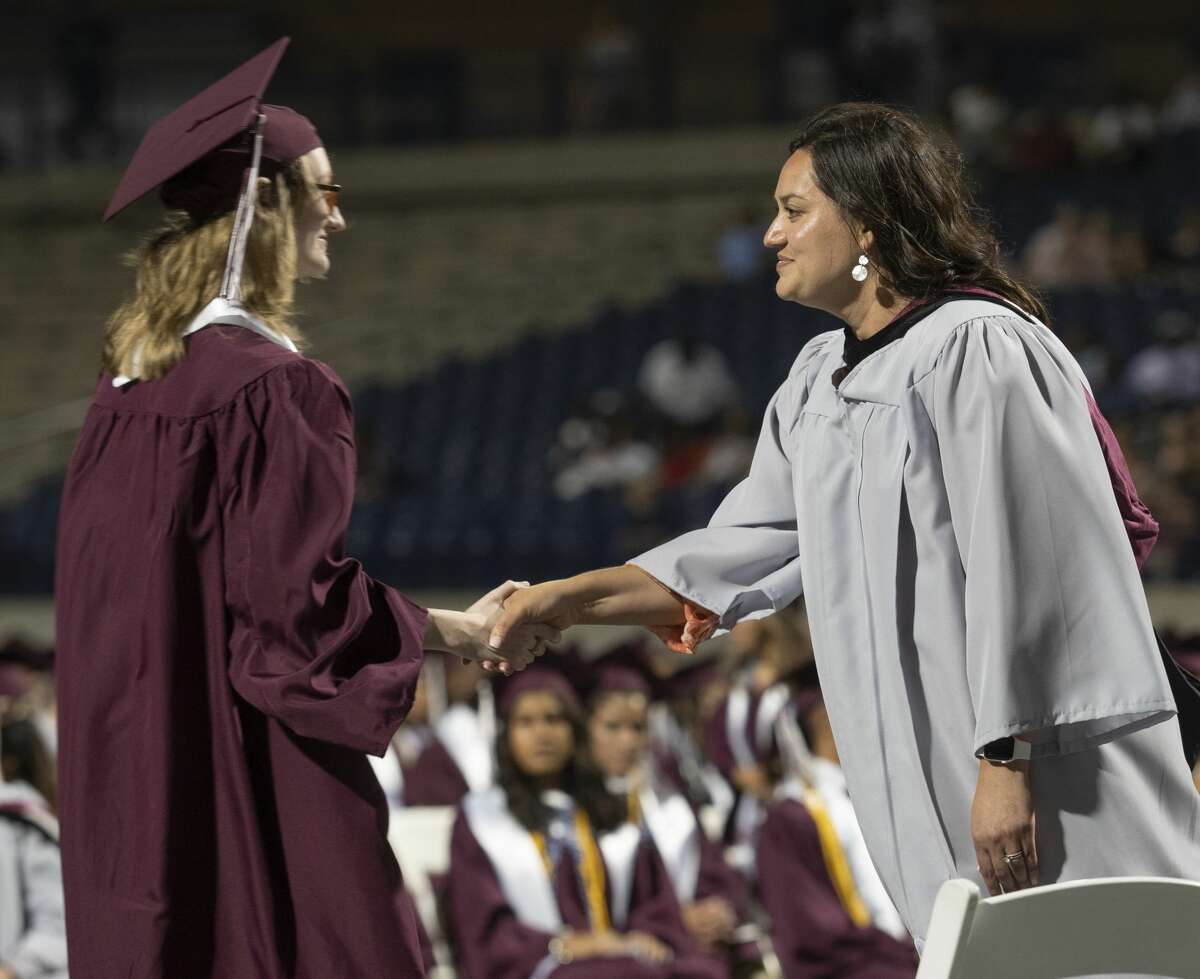 Last Robert E. Lee High School class graduates