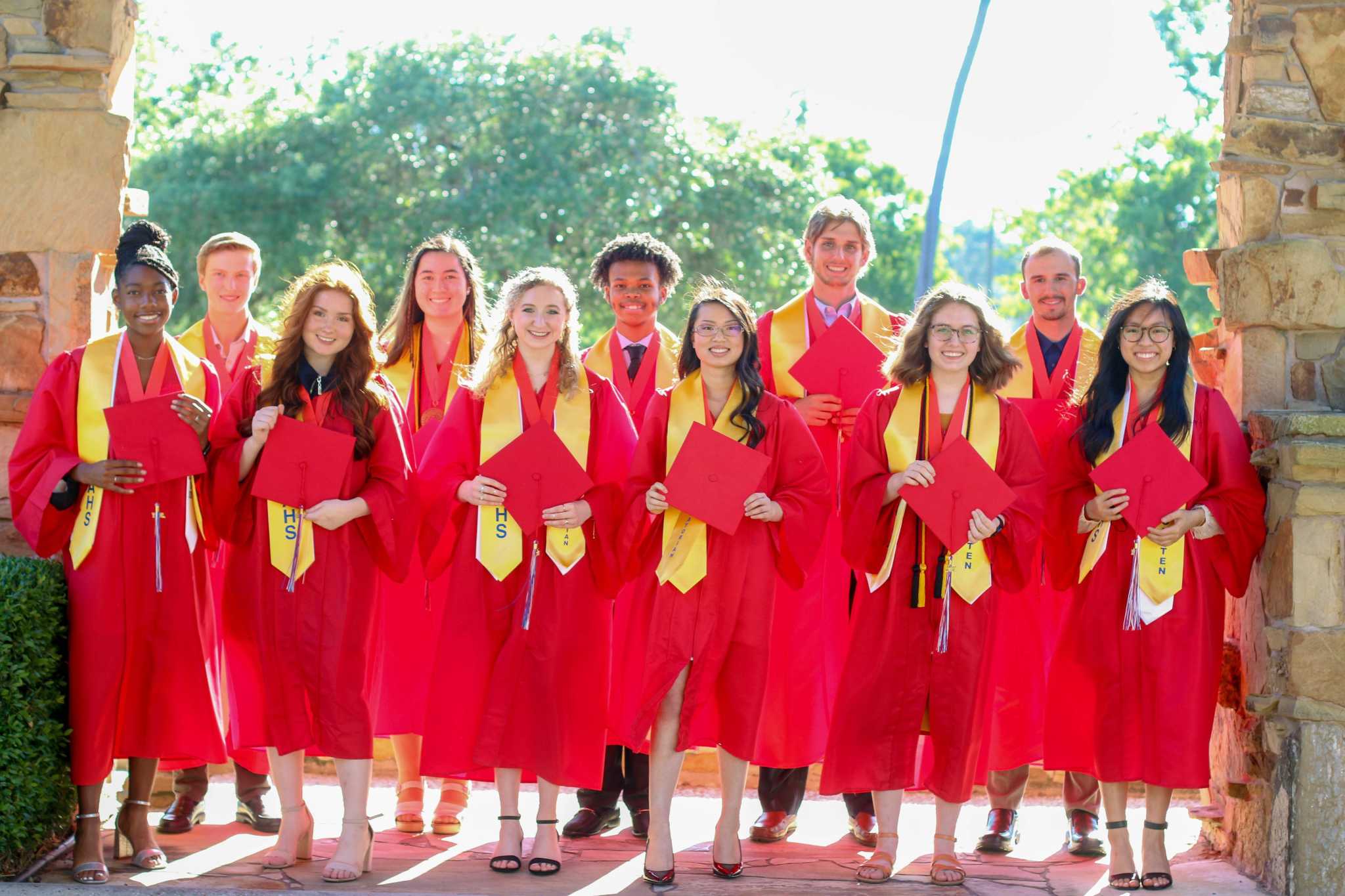 Humble ISD Valedictorians, Salutatorians Bid Farewell After Challenging ...