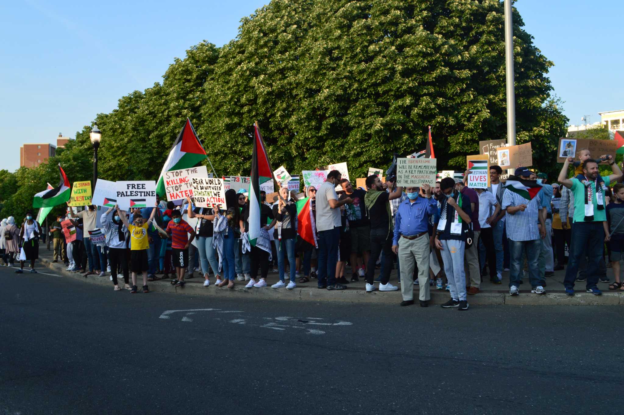 Some in CT say social media shows true nature of Israel-Palestinian conflict. Others say it's 'fueling the fury.' - Vimarsana News