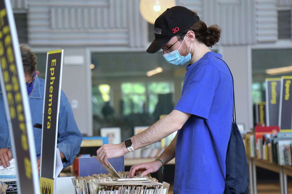 A Great Way To Stock Up Westport Library Host Memorial Day Weekend Book Sale